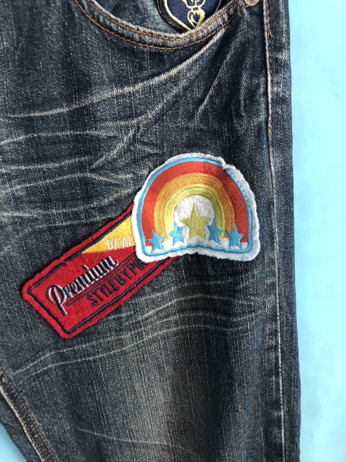 Japanese Brand PIKO PATCHES JEANS HAWAII SIZE 32 Size US 32 / EU 48 - 3 Thumbnail
