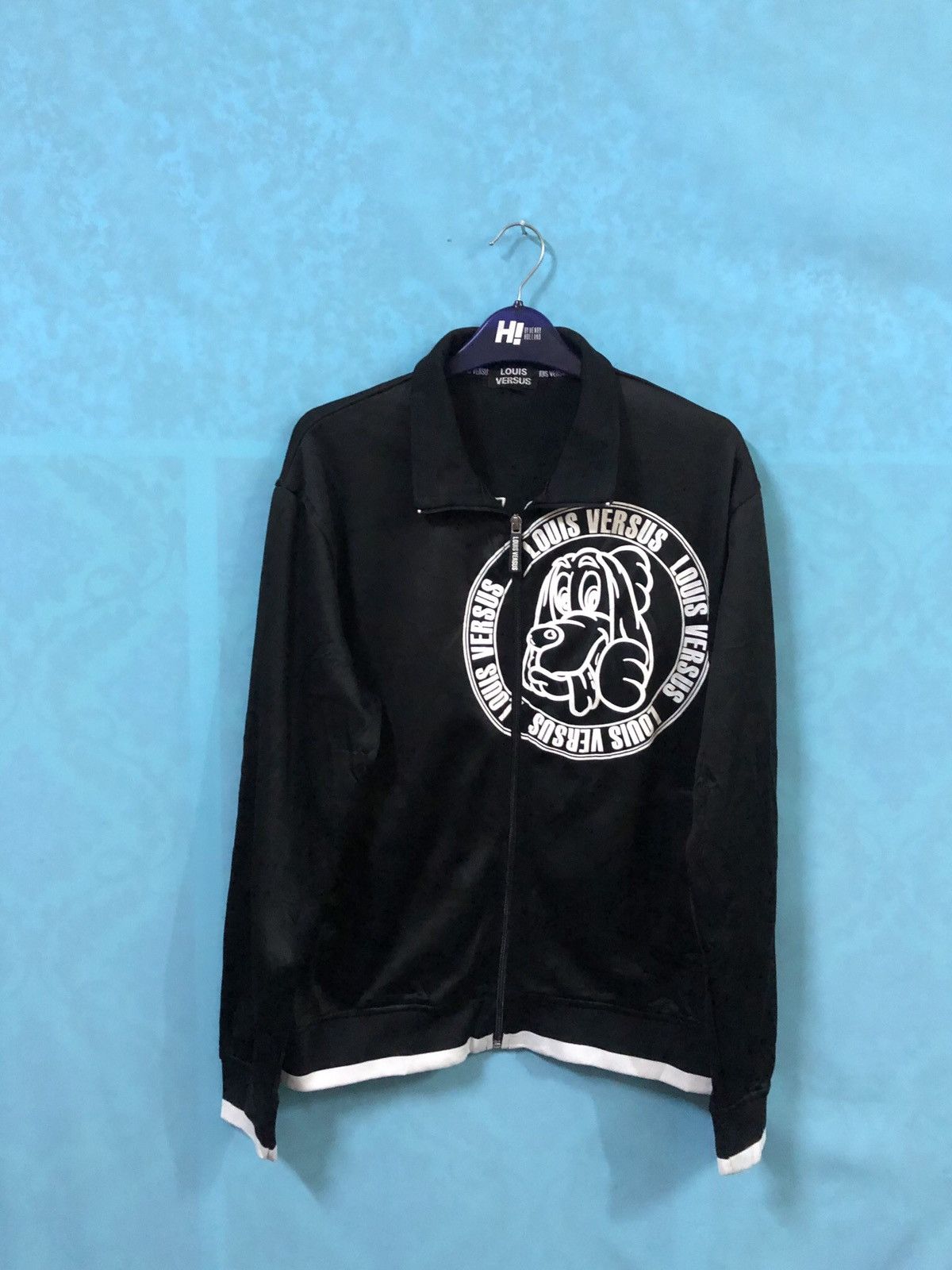 LOUIS VERSUS BIG LOGO SIZE M