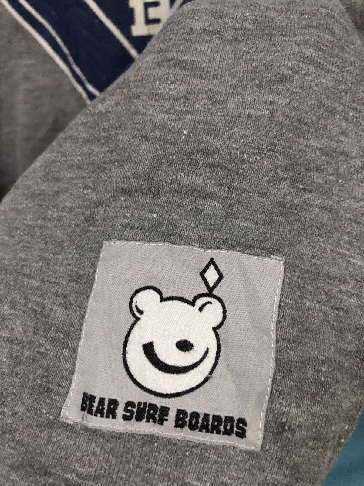 Other BEAR SWEATSHIRT BIG LOGO SIZE L Size US L / EU 52-54 / 3 - 4 Thumbnail