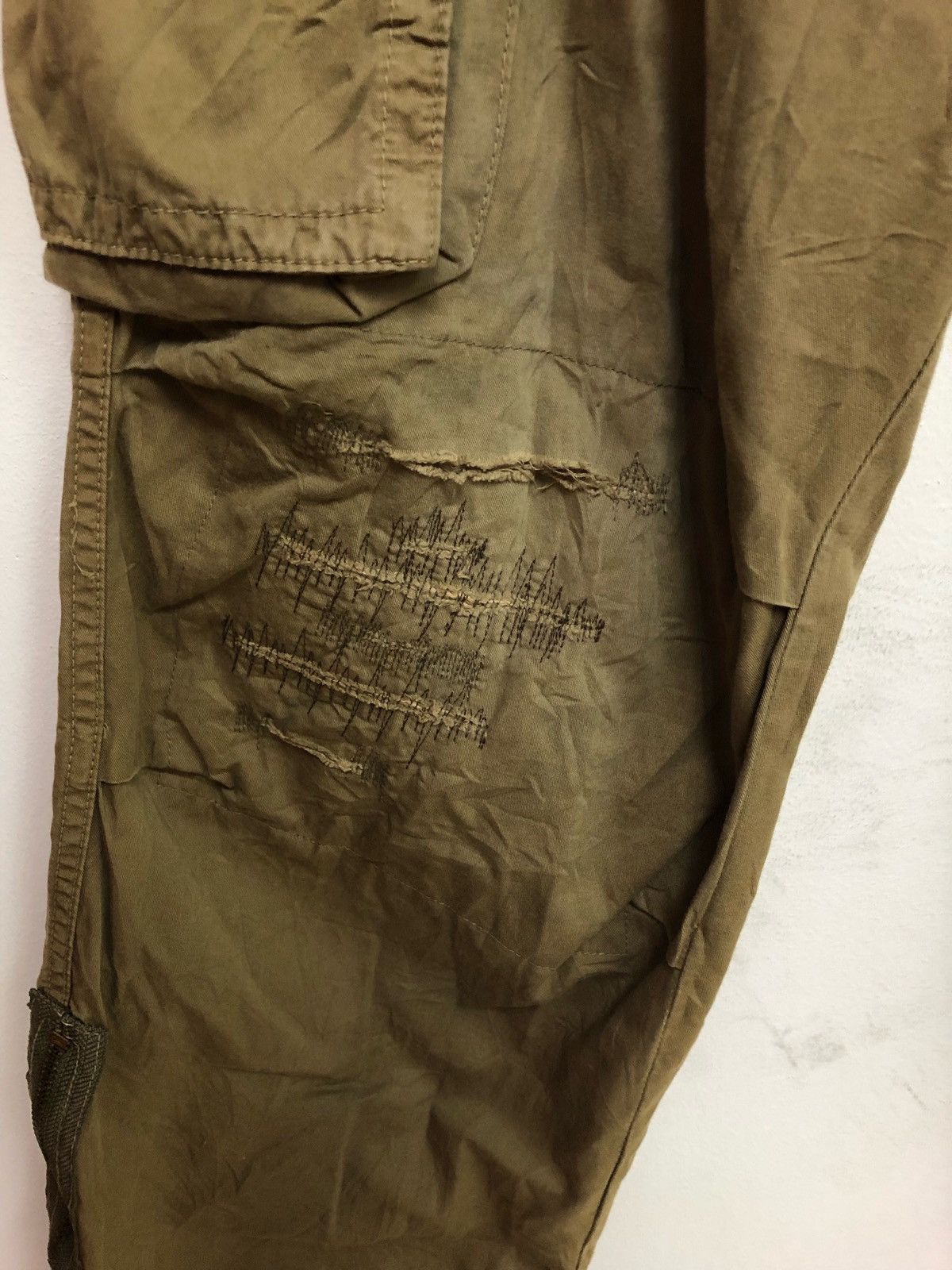 Japanese Brand Victim Japanese Designer Cargo Pants Size US 33 - 3 Thumbnail