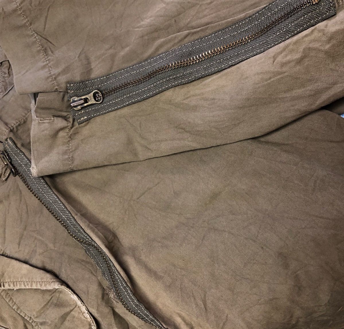 Japanese Brand Victim Japanese Designer Cargo Pants Size US 33 - 10 Thumbnail