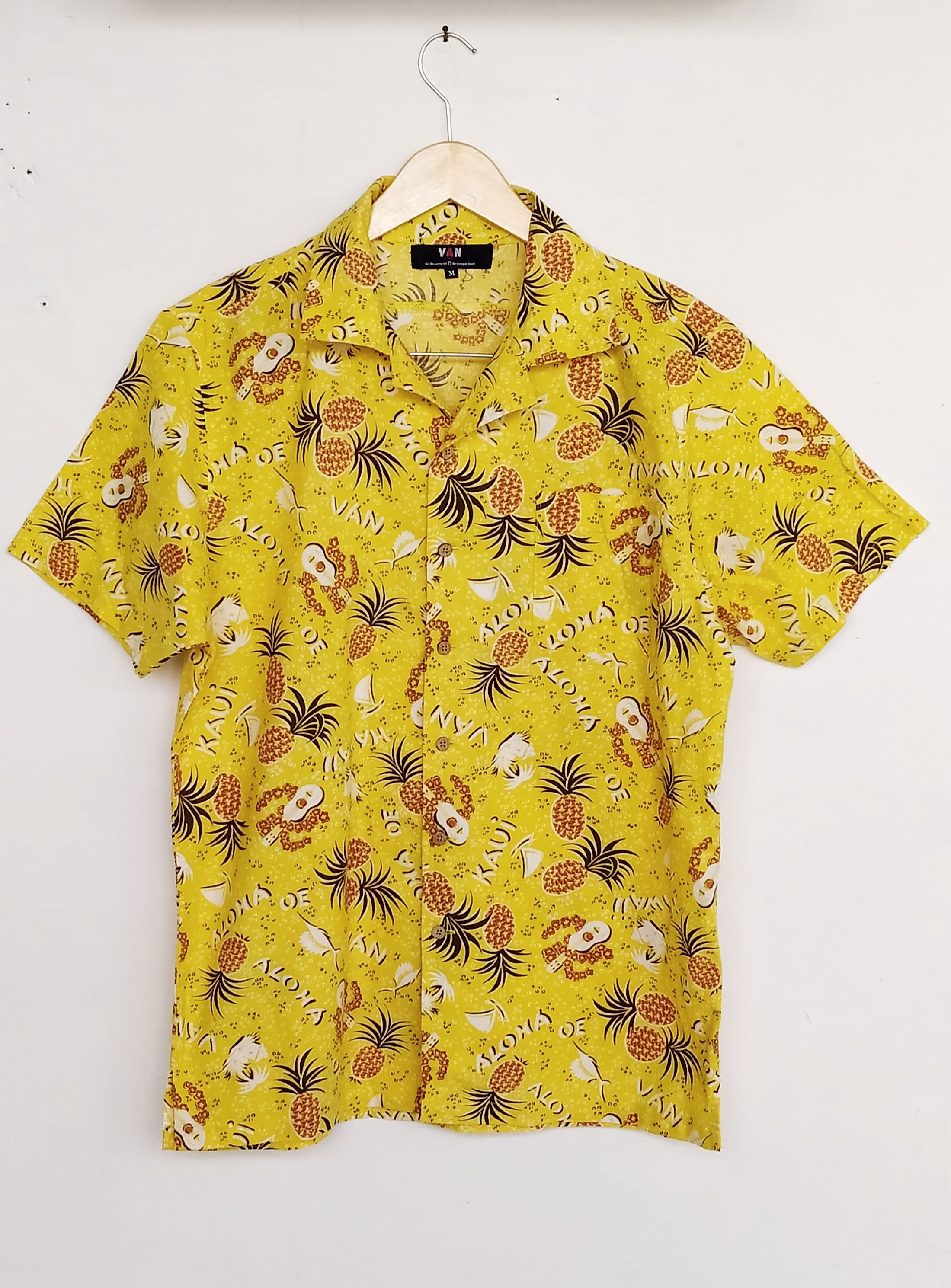 Japanese Brand Vintage Japanese Brand Van Hawaiian Shirt size M Size US M / EU 48-50 / 2 - 1 Thumbnail