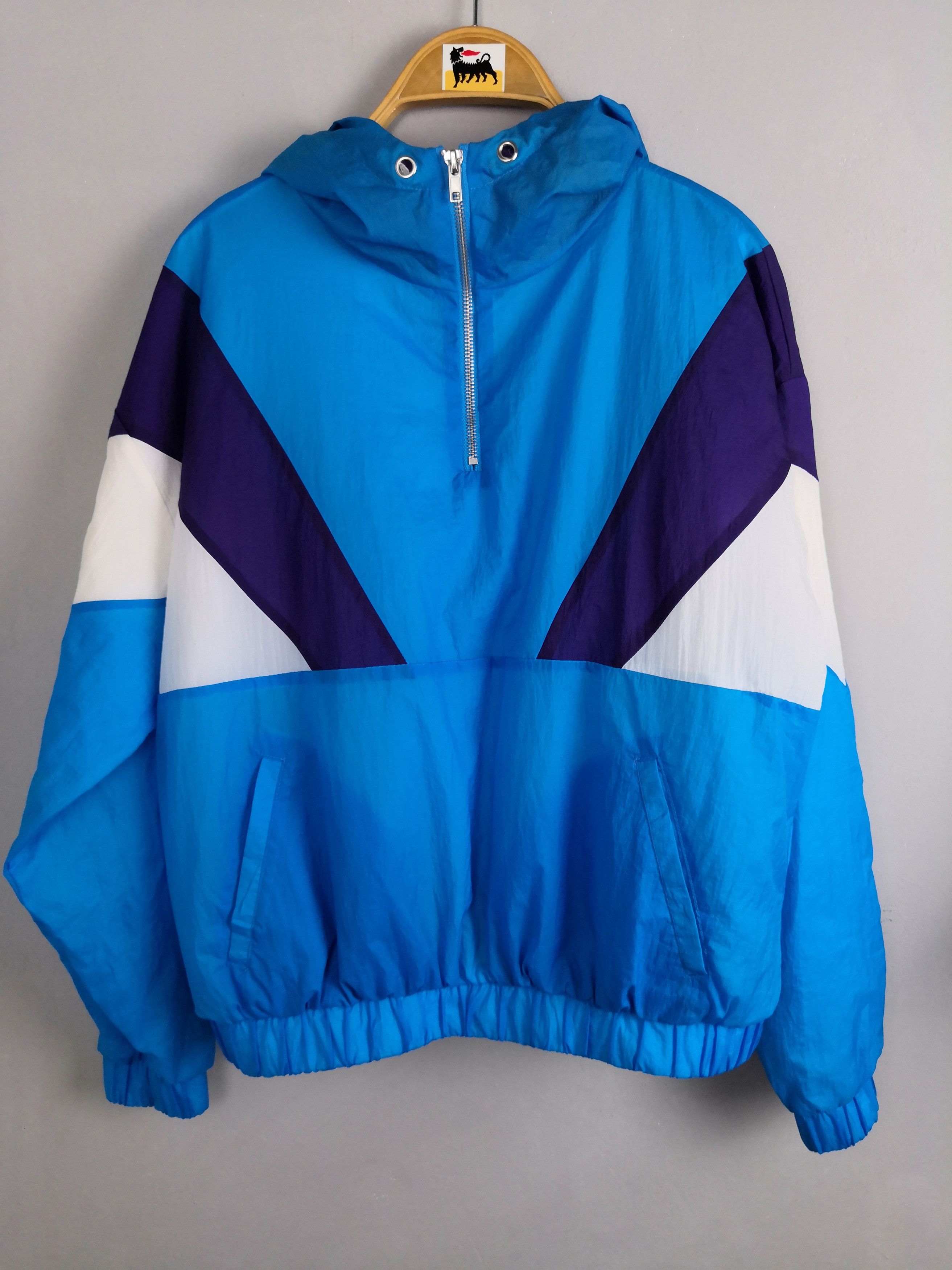 Forever 21 WINDBREAKER FOREVER 21 | Grailed