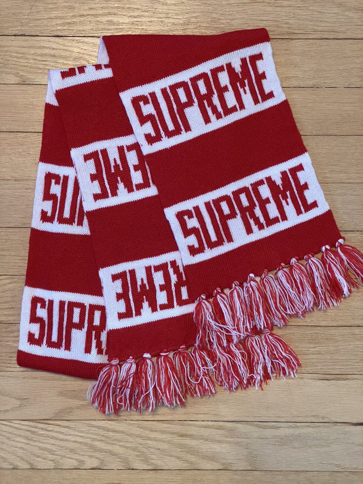 Supreme scarf 2024 bar stripe