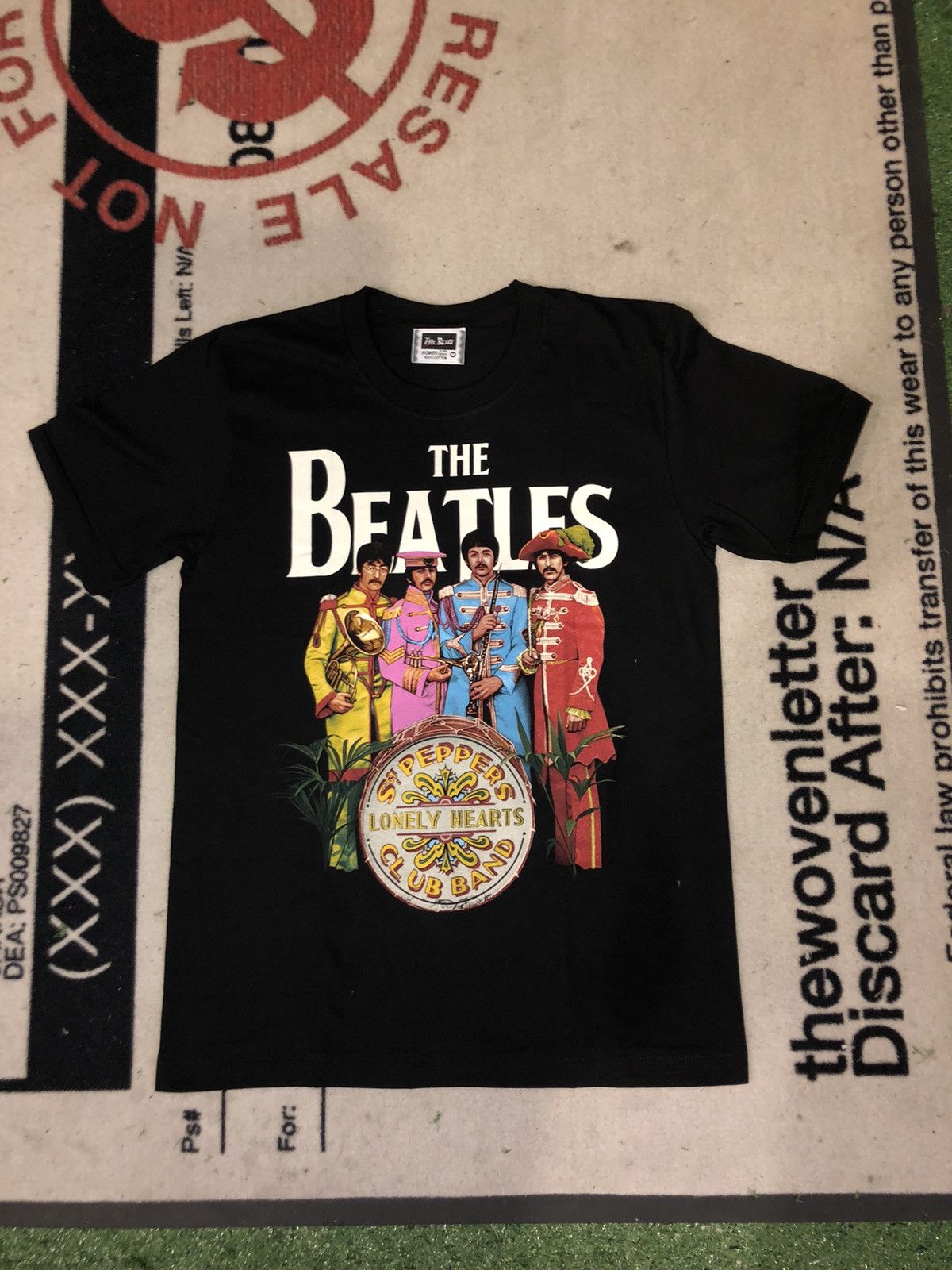 Band Tees The Beatles sgt. pepper’s lonely hearts club tee Size US M / EU 48-50 / 2 - 1 Thumbnail