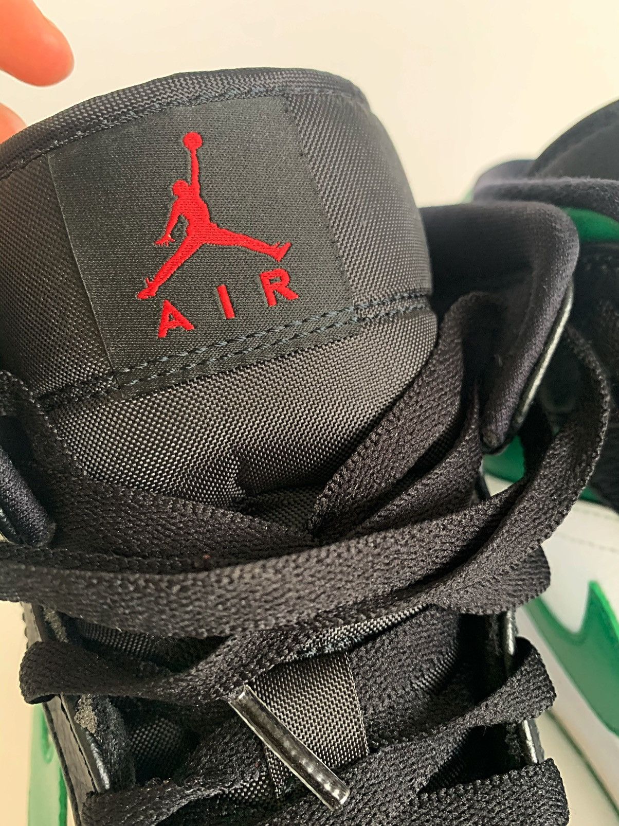 Nike Jordan 1 Mid Green Toe Size US 12 / EU 45 - 6 Thumbnail