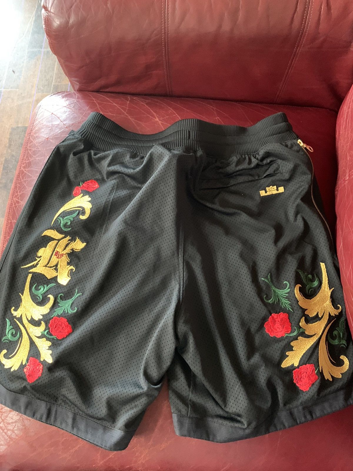 Nike x Kith LeBron Cloak Shorts \ 