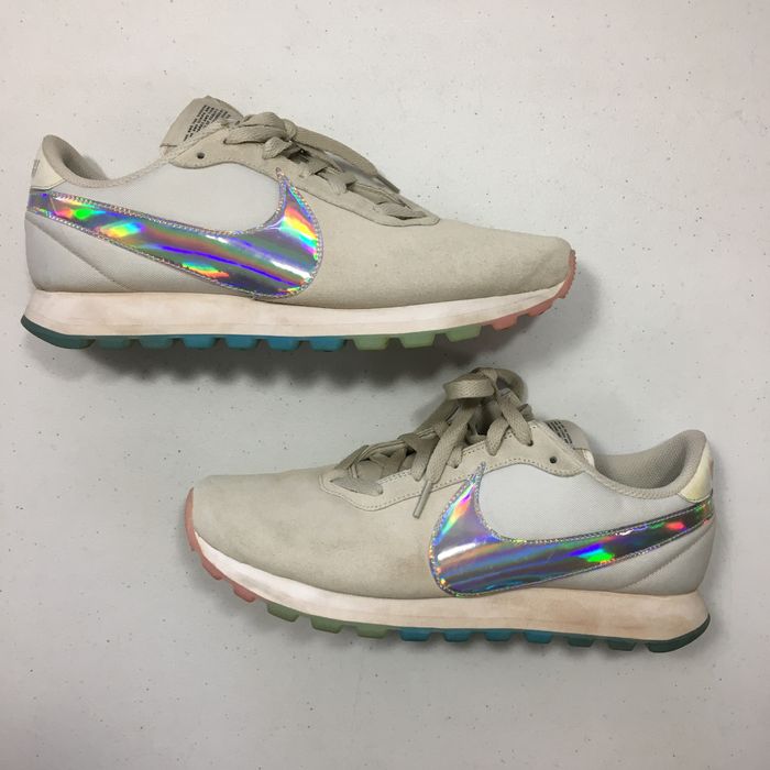 nike pre love rainbow