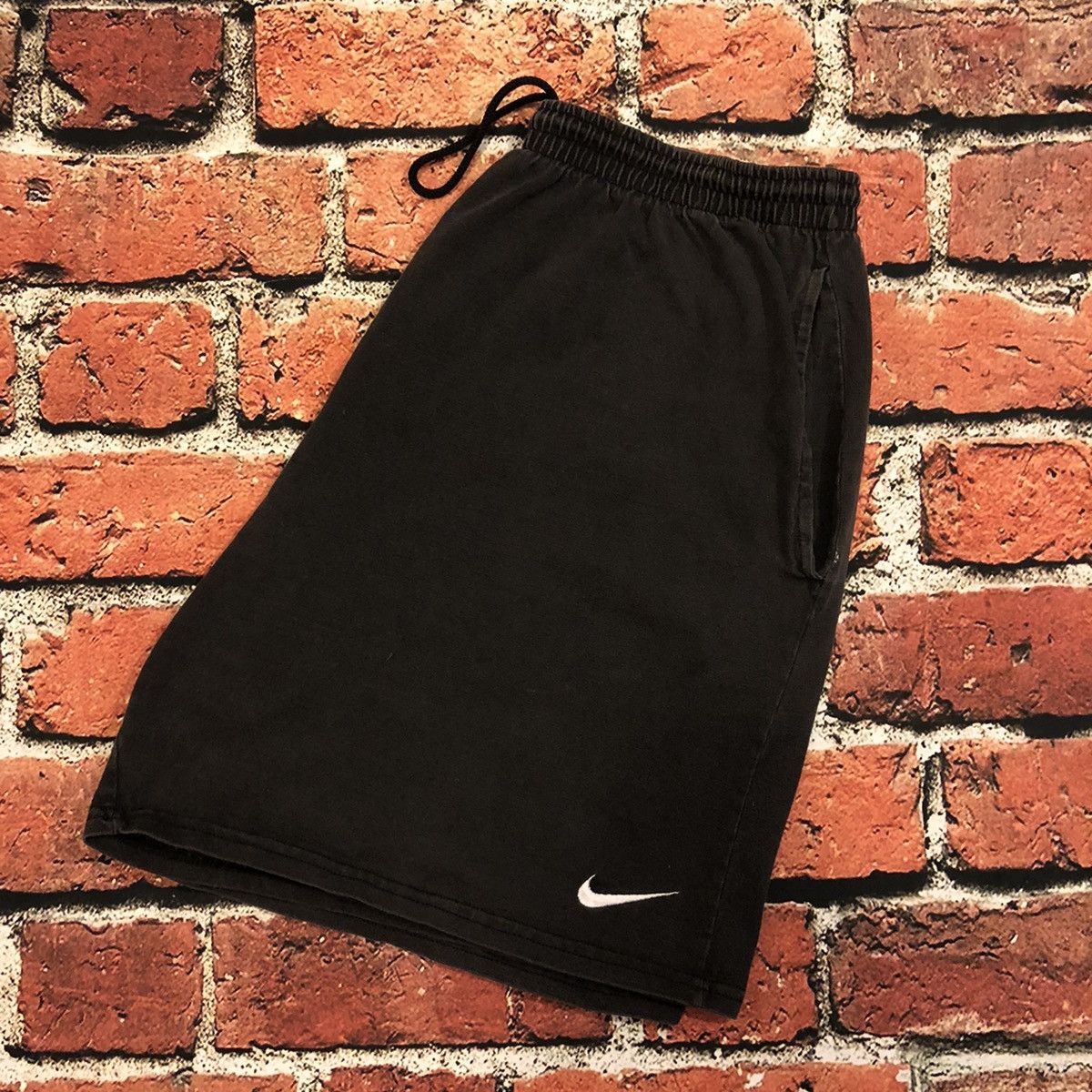 Nike × Vintage 90s Nike Mini Swoosh Cotton Shorts Size US 42 / EU 58 - 2 Thumbnail