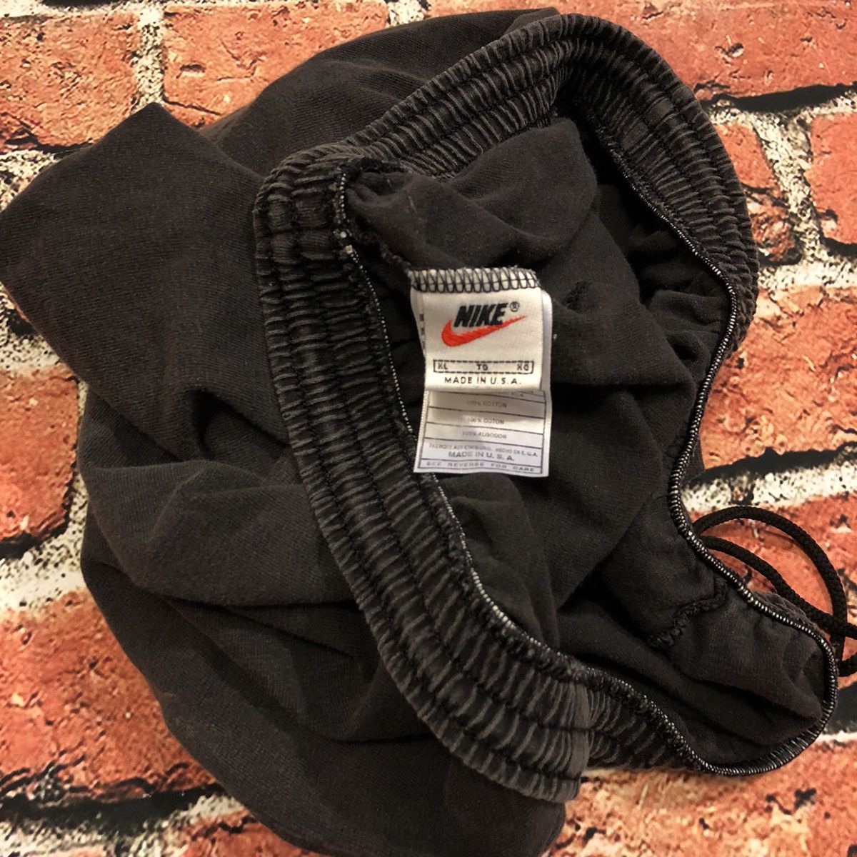 Nike × Vintage 90s Nike Mini Swoosh Cotton Shorts Size US 42 / EU 58 - 4 Thumbnail
