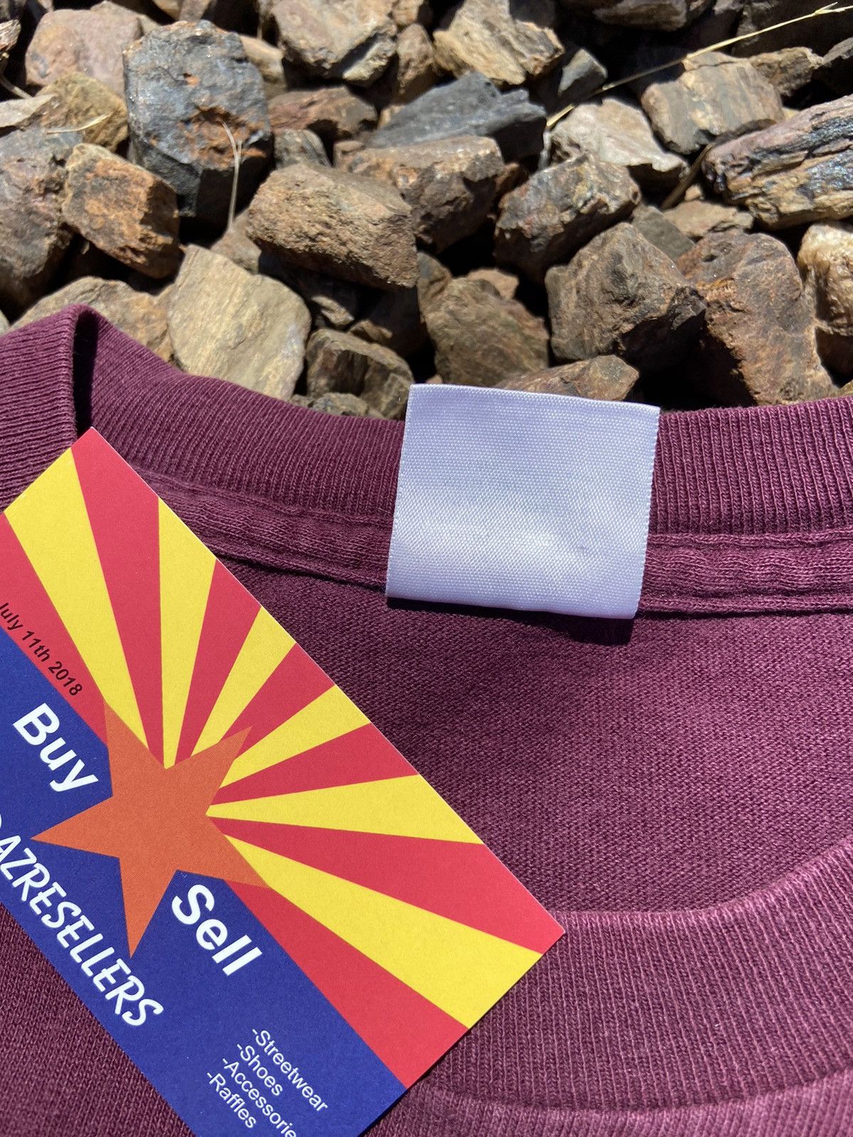 Supreme 98’ burgundy box logo tee Size US M / EU 48-50 / 2 - 3 Thumbnail