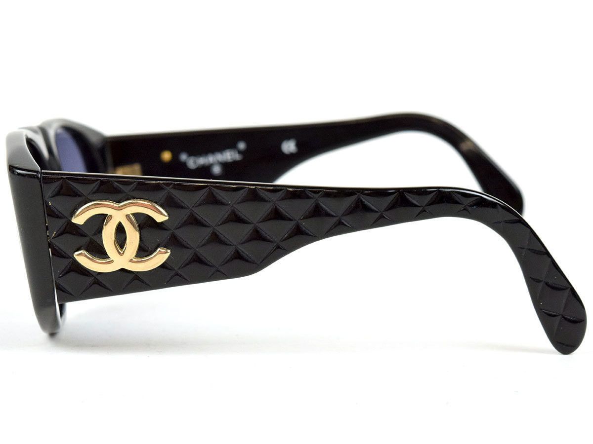 Chanel Chanel Gold CC logo Vintage 90s Black Sunglasses Size ONE SIZE - 4 Thumbnail