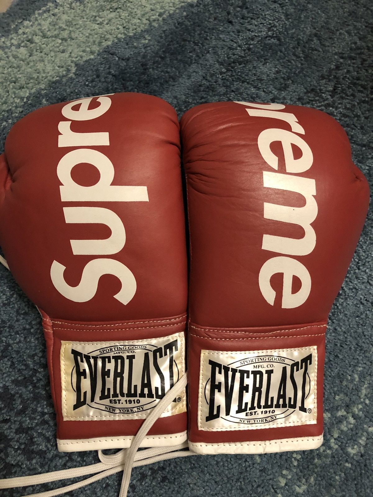 🌎  Everlast, Supreme, Everlast boxing gloves