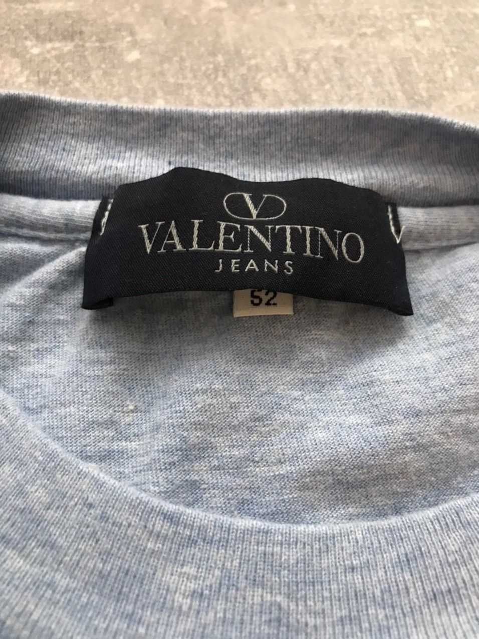 Valentino Valentino vintage mans cotton logo t shirt L Size US L / EU 52-54 / 3 - 4 Thumbnail