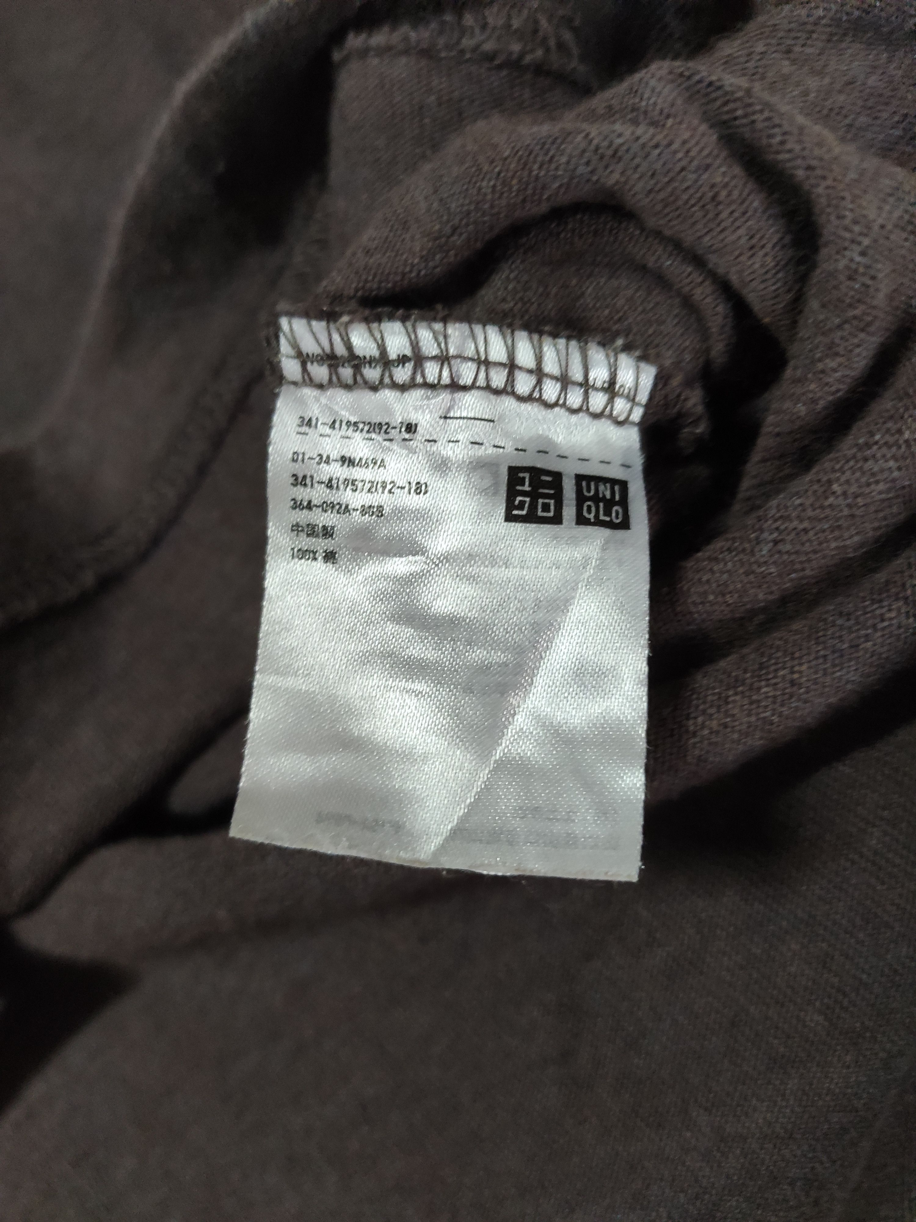 Japanese Brand × Uniqlo MEN Uniqlo U Crew Neck Short Sleeve T-Shirt Size US XL / EU 56 / 4 - 4 Thumbnail