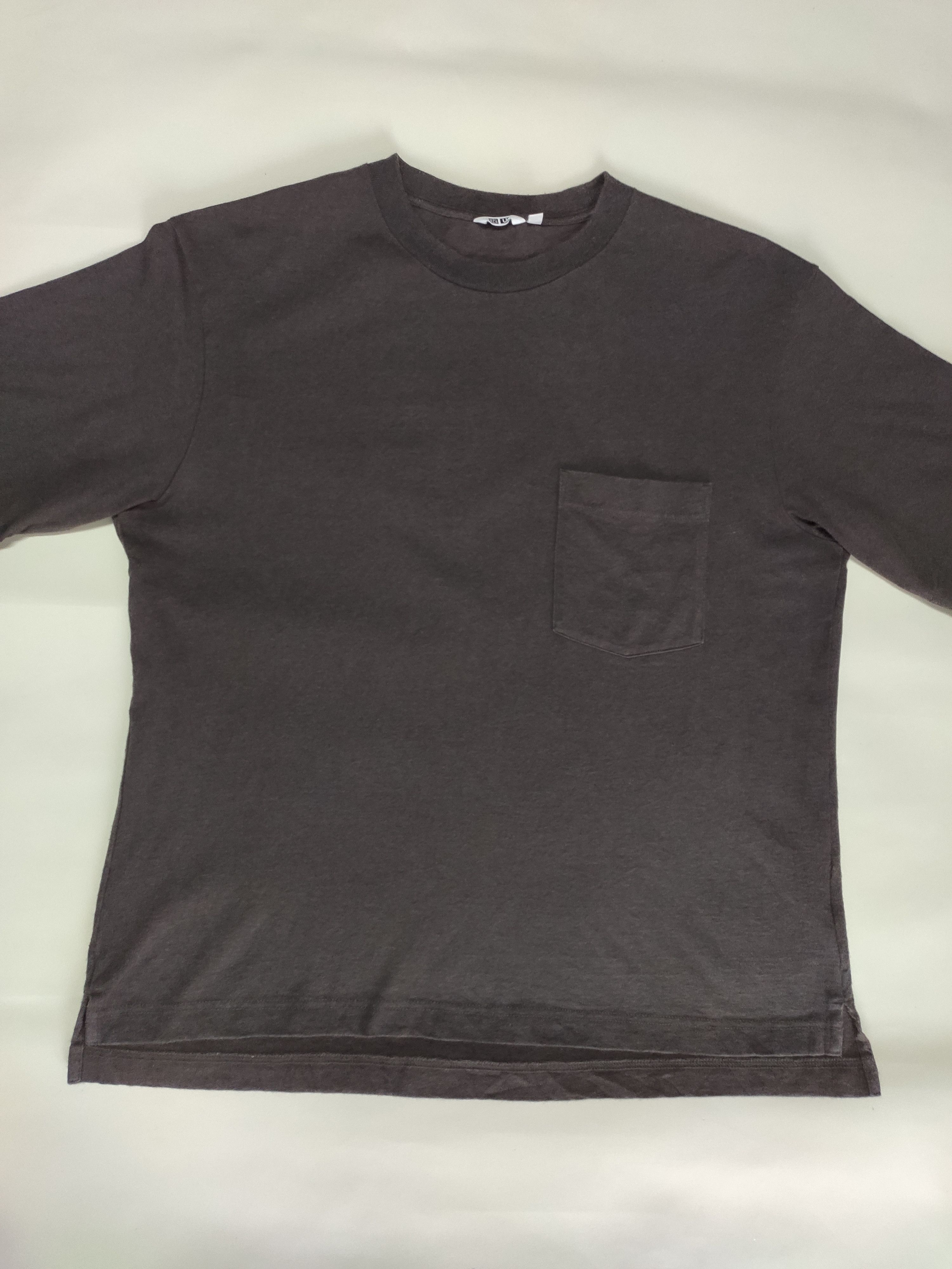Japanese Brand × Uniqlo MEN Uniqlo U Crew Neck Short Sleeve T-Shirt Size US XL / EU 56 / 4 - 2 Thumbnail
