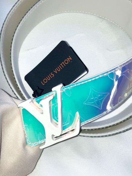 Louis Vuitton Belt Hologram 💚🔥 $275 Fast shipping: Item will be