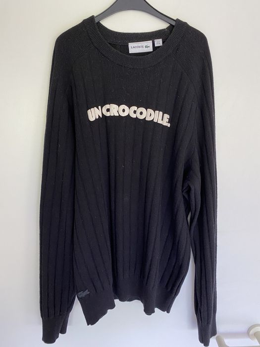 Un store crocodile sweatshirt