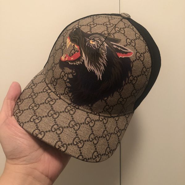 Gucci RARE Supreme wolf baseball hat DISCONTINUED | Grailed