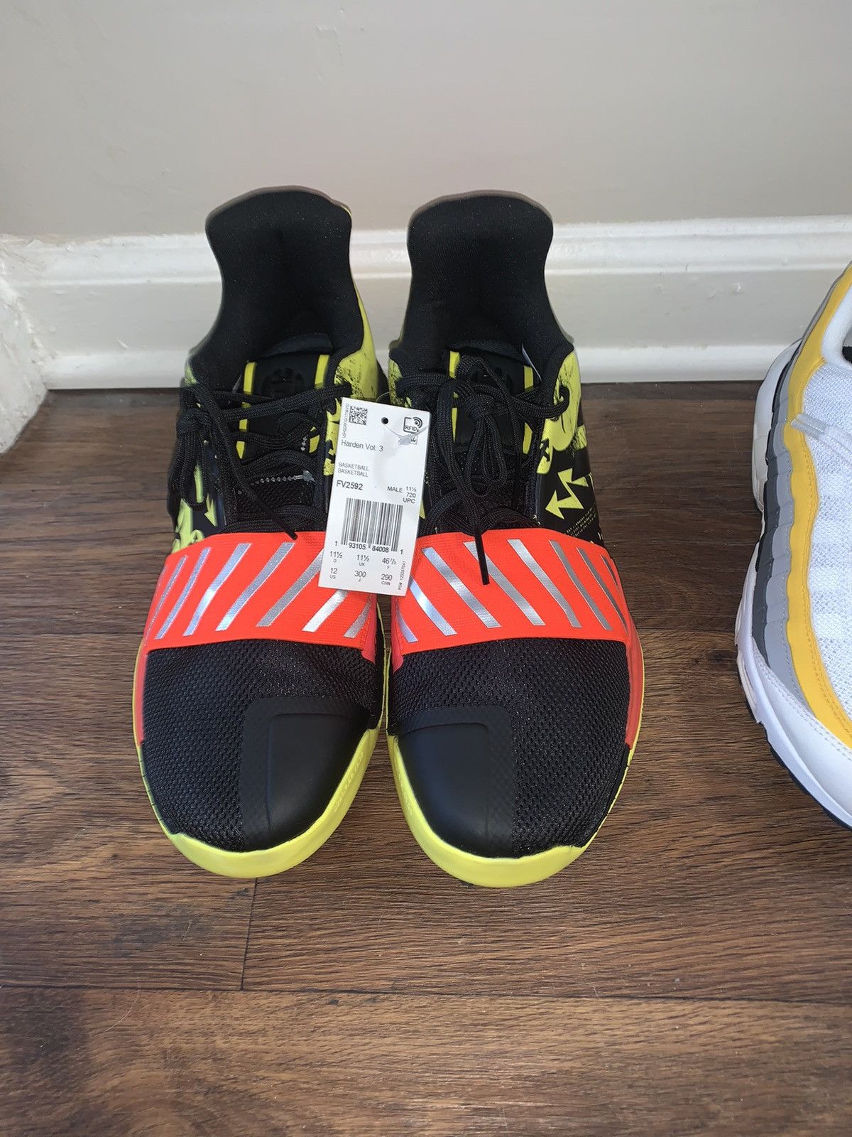 Adidas Vol 2 Caution Harden saving size 12