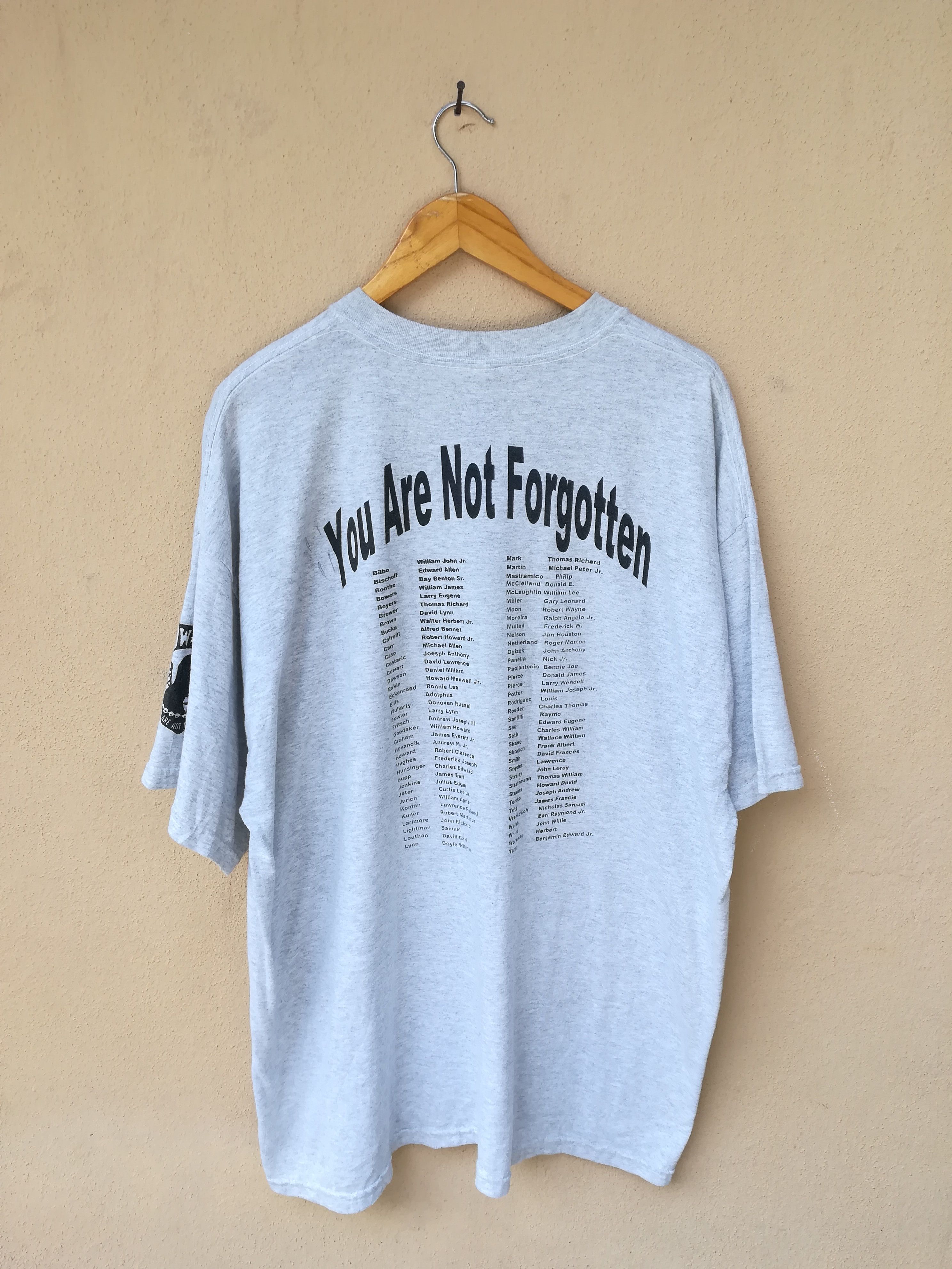 Vintage Vintage Vietnam Veterans of America POW MIA Tee Size US XXL / EU 58 / 5 - 2 Thumbnail