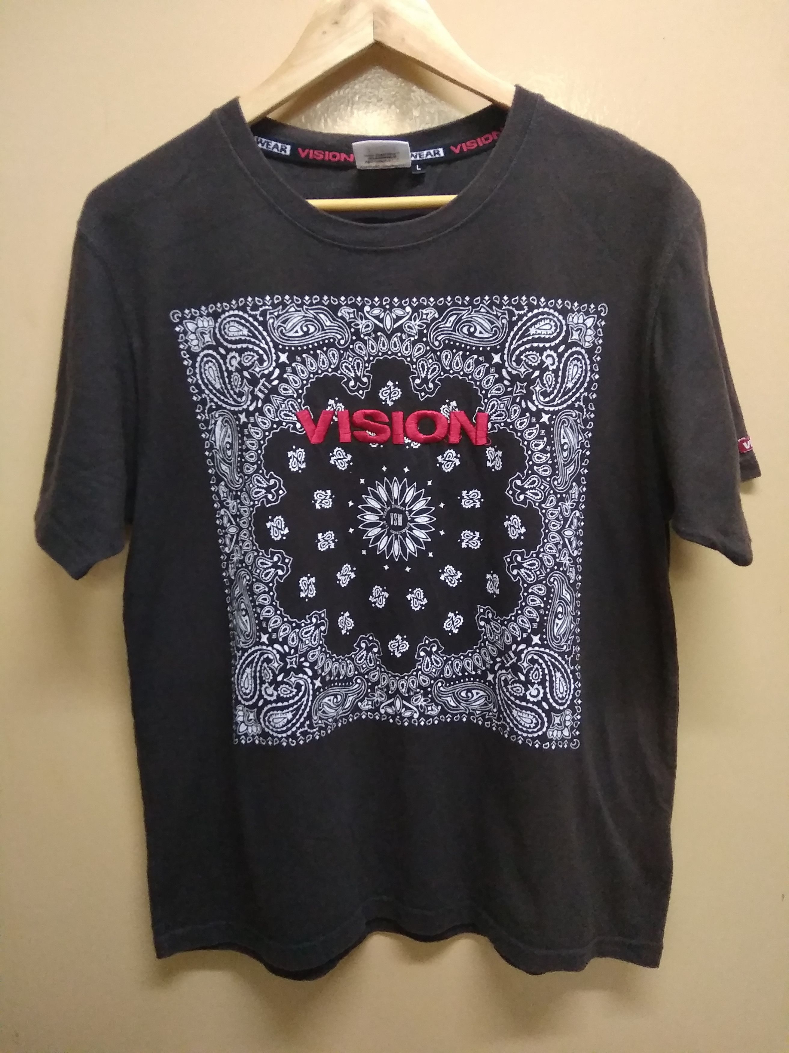 Vision Streetwear Embroidered Vision Logo with navajo design Vision T