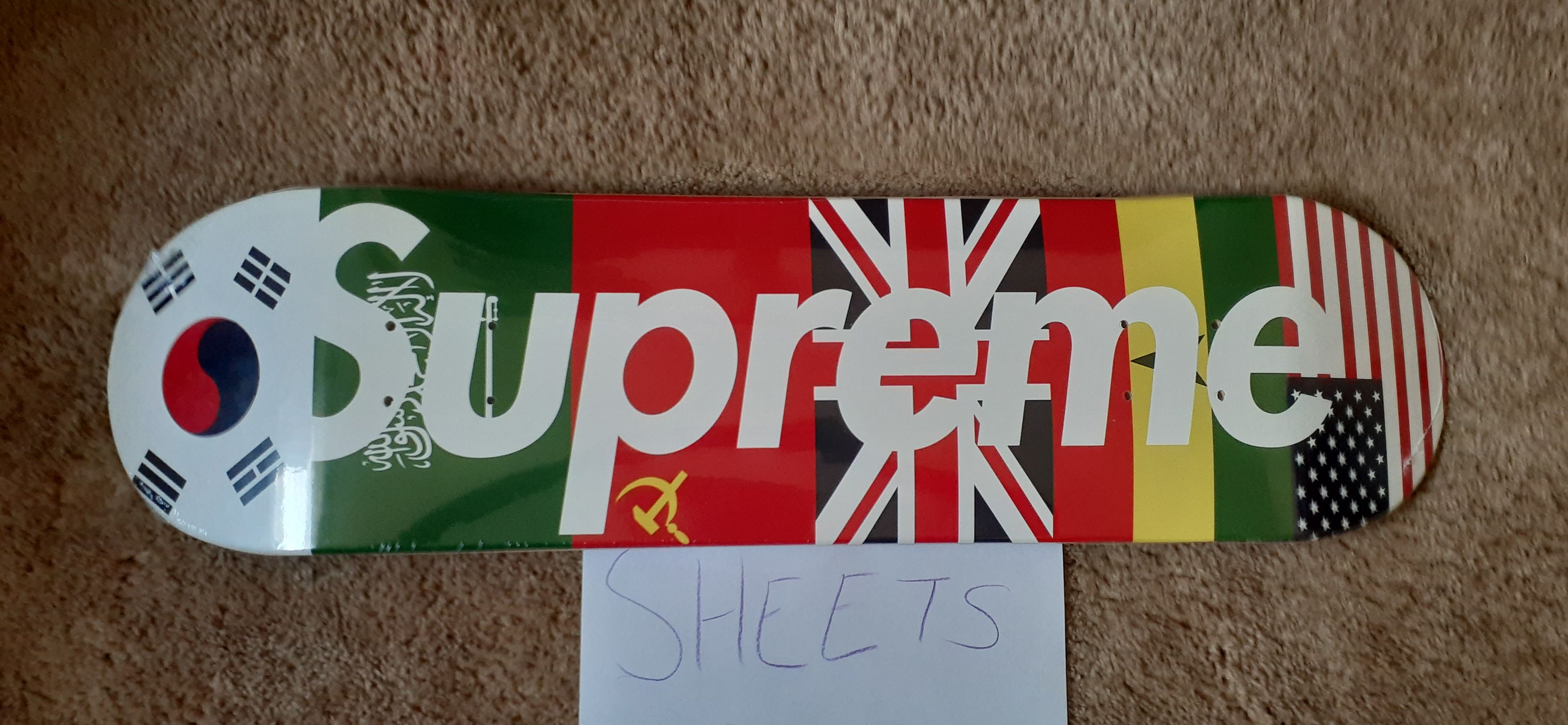 Supreme 国旗デザイン スケートボードデッキ 2013aw Supreme Flags