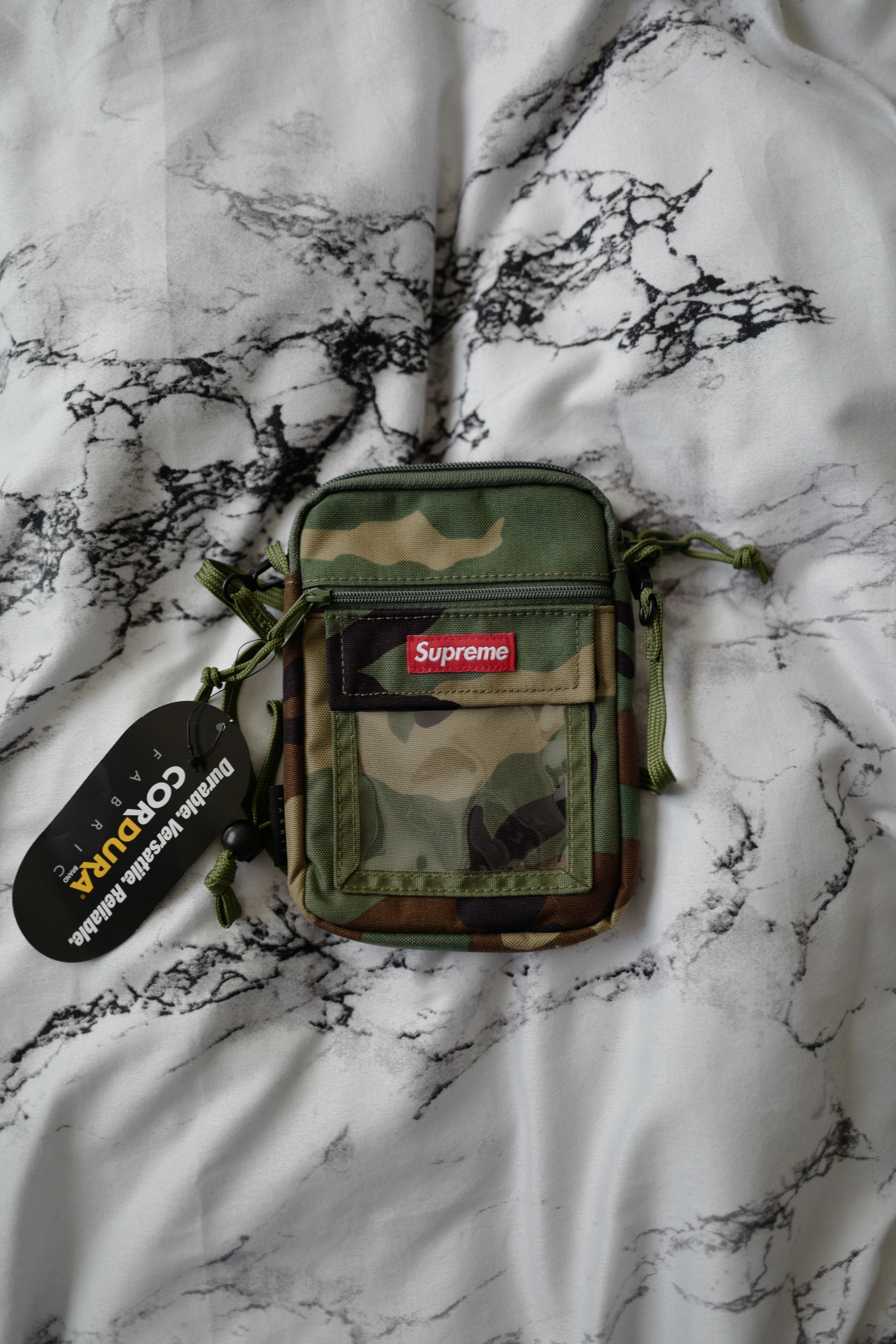 19SS Supreme Utility Pouch Camo-