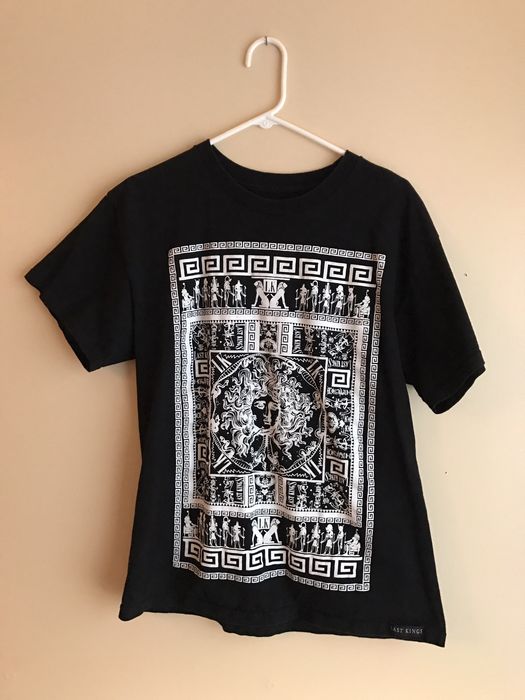 Last kings shop medusa shirt