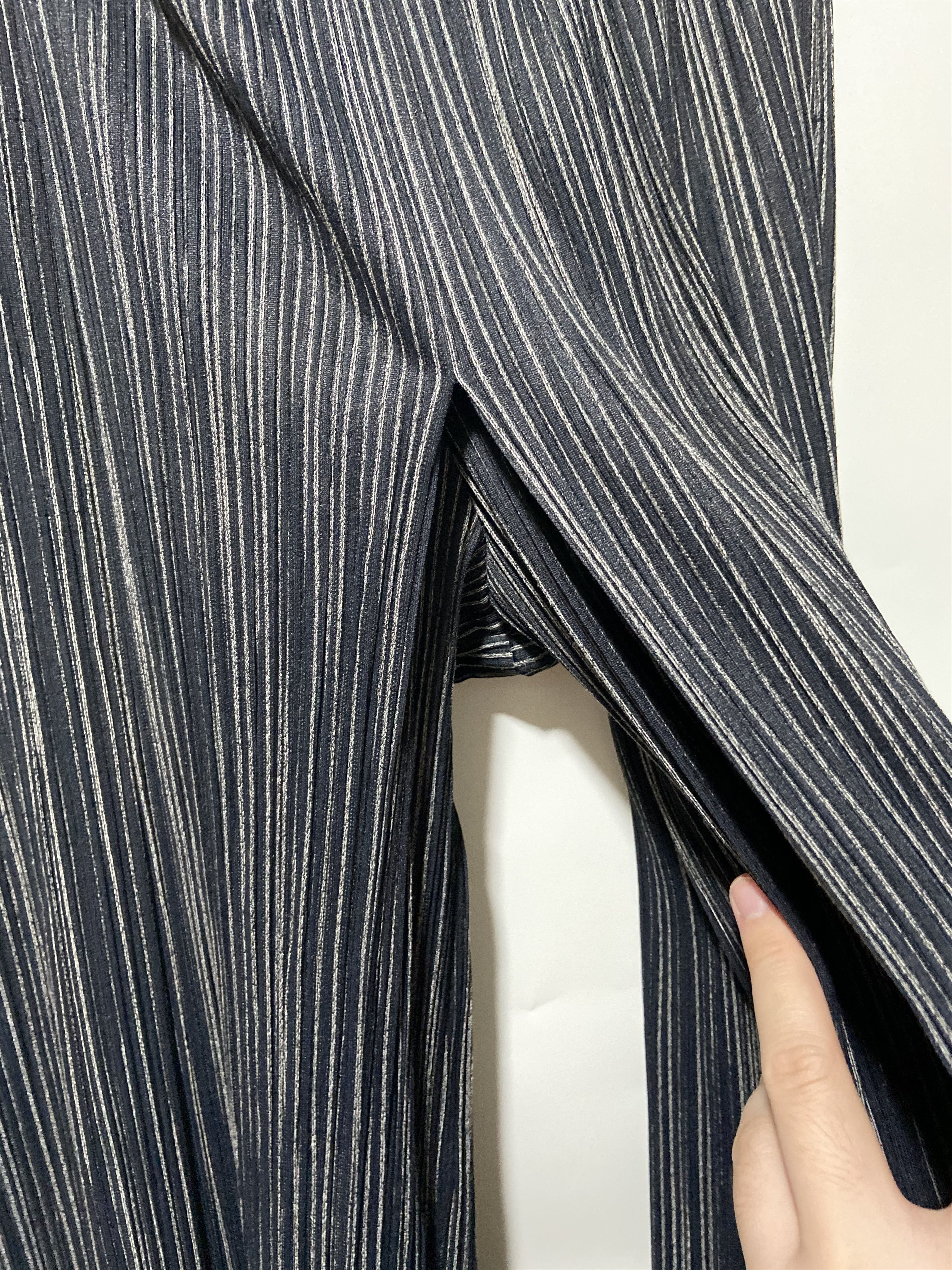 Issey Miyake Issey Miyake Black Gray Stripe Hakama (Woman) Size US 28 / EU 44 - 3 Thumbnail