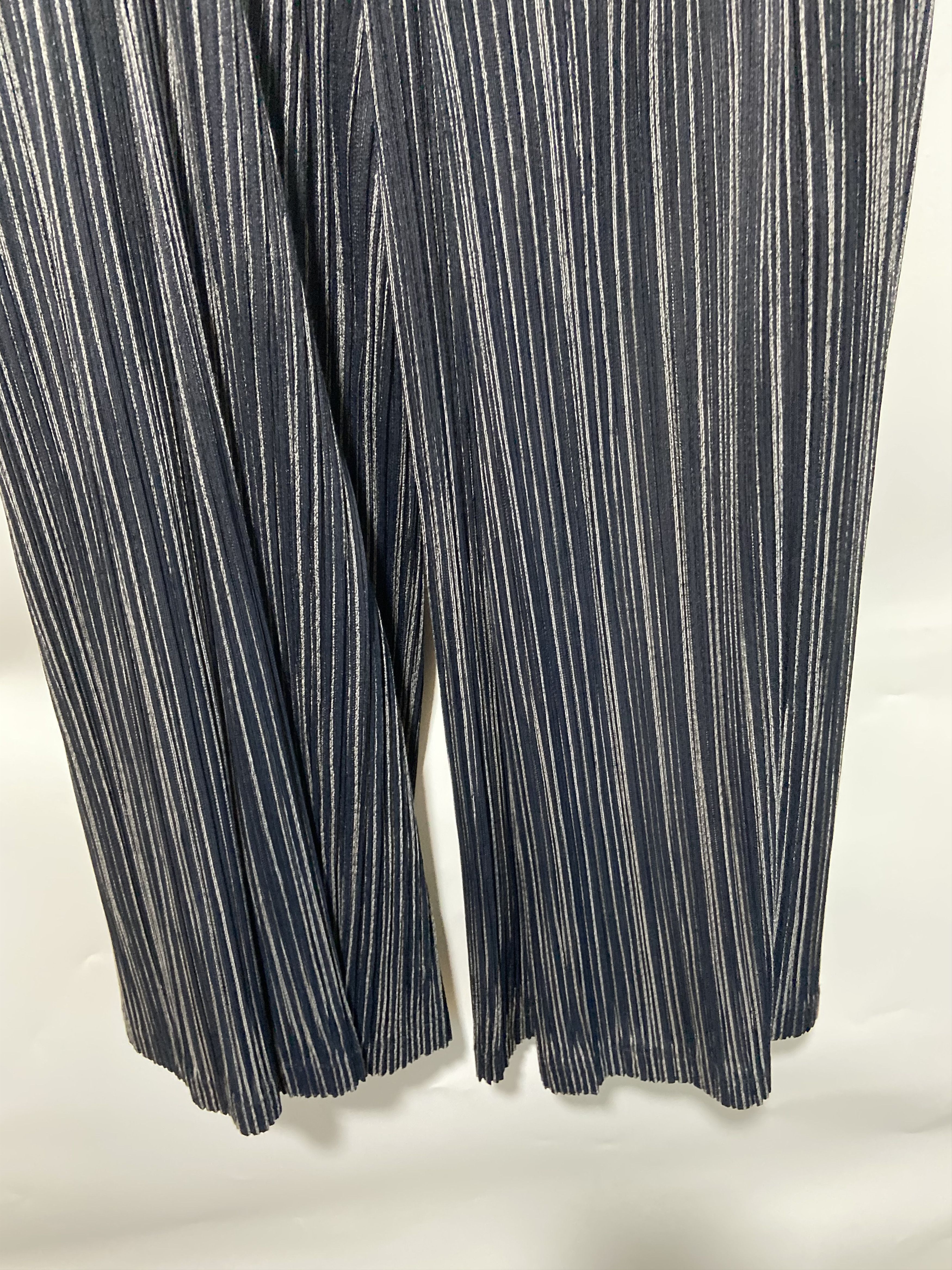 Issey Miyake Issey Miyake Black Gray Stripe Hakama (Woman) Size US 28 / EU 44 - 8 Thumbnail