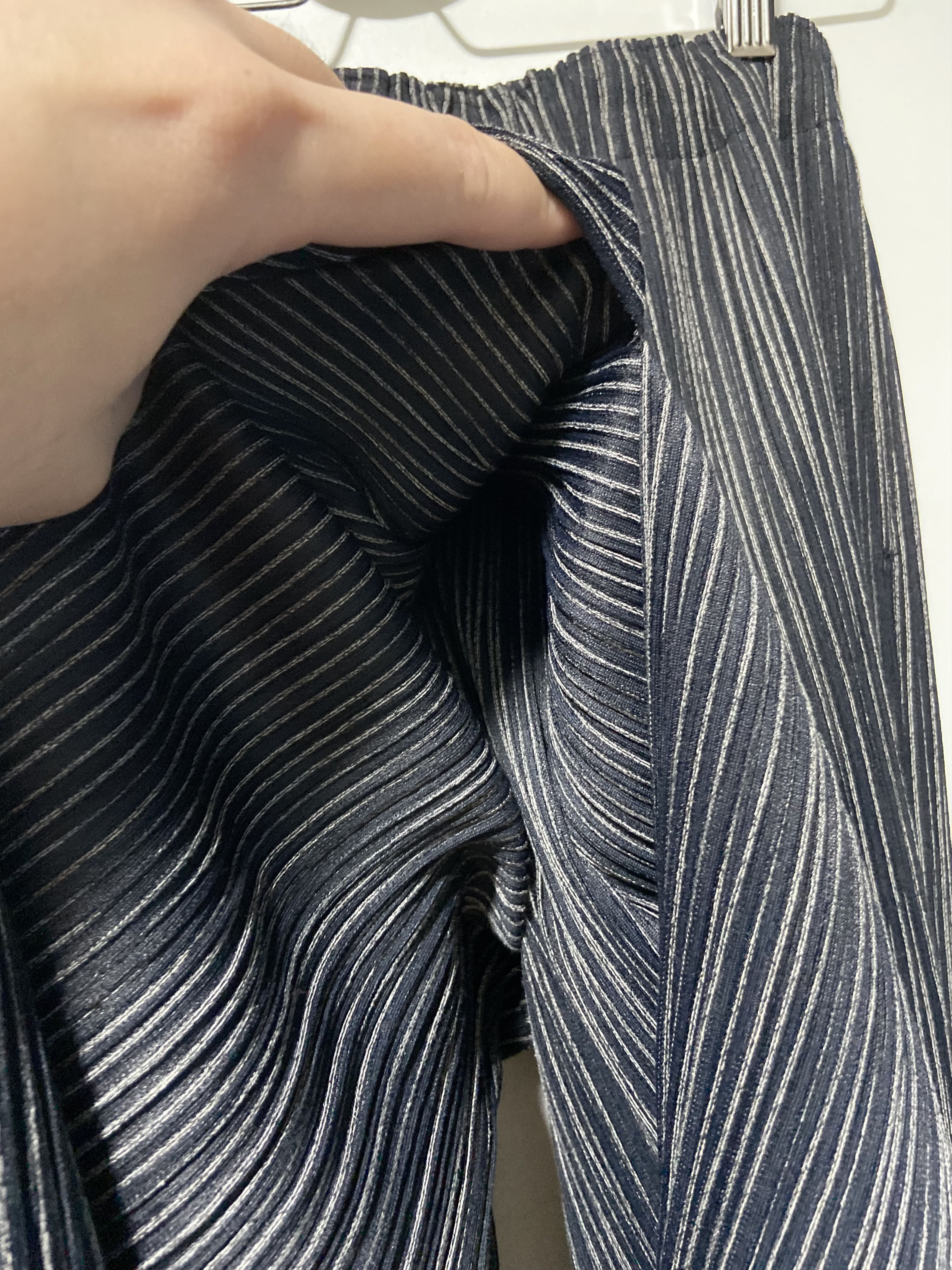 Issey Miyake Issey Miyake Black Gray Stripe Hakama (Woman) Size US 28 / EU 44 - 6 Thumbnail