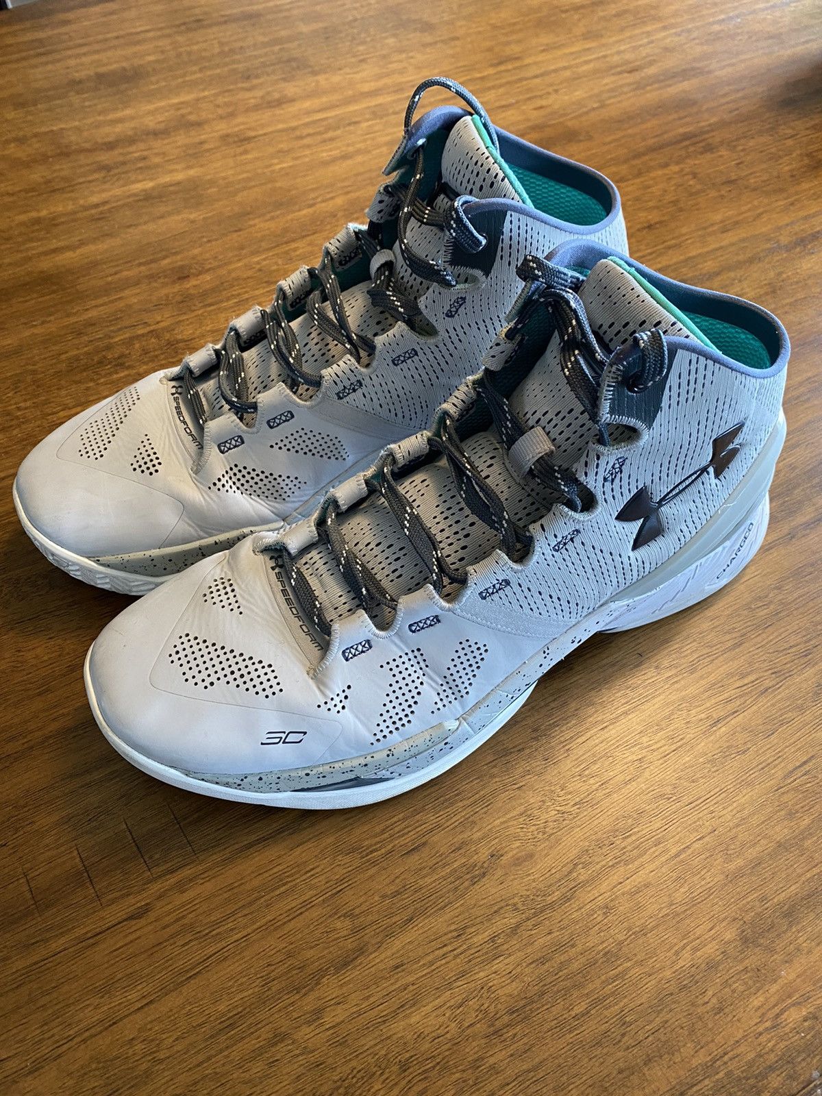steph curry high top basketball shoes