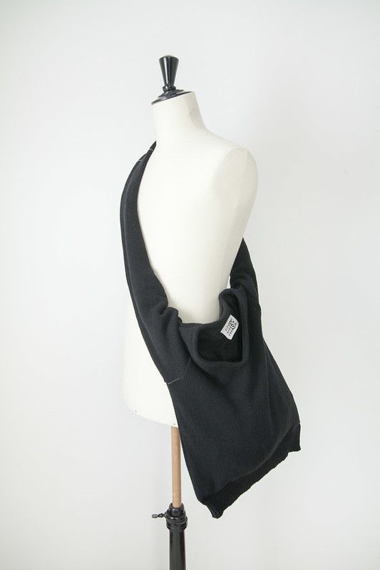 Maison Margiela AW06 sweater shoulder bag Size ONE SIZE - 1 Thumbnail