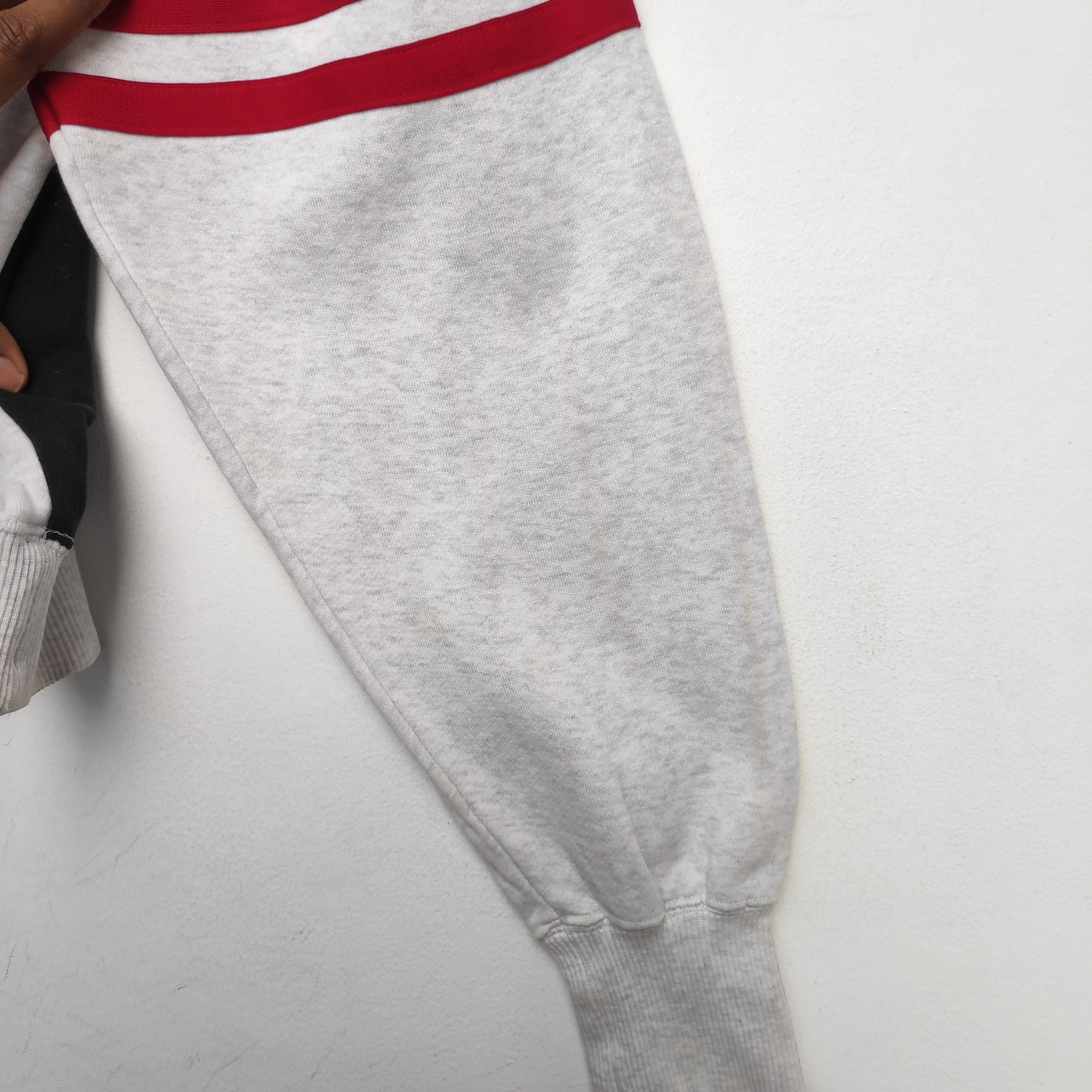 Nike × Vintage Vintage 90s Nike Sweatshirt Medium Gray Black Dope Size US M / EU 48-50 / 2 - 11 Thumbnail