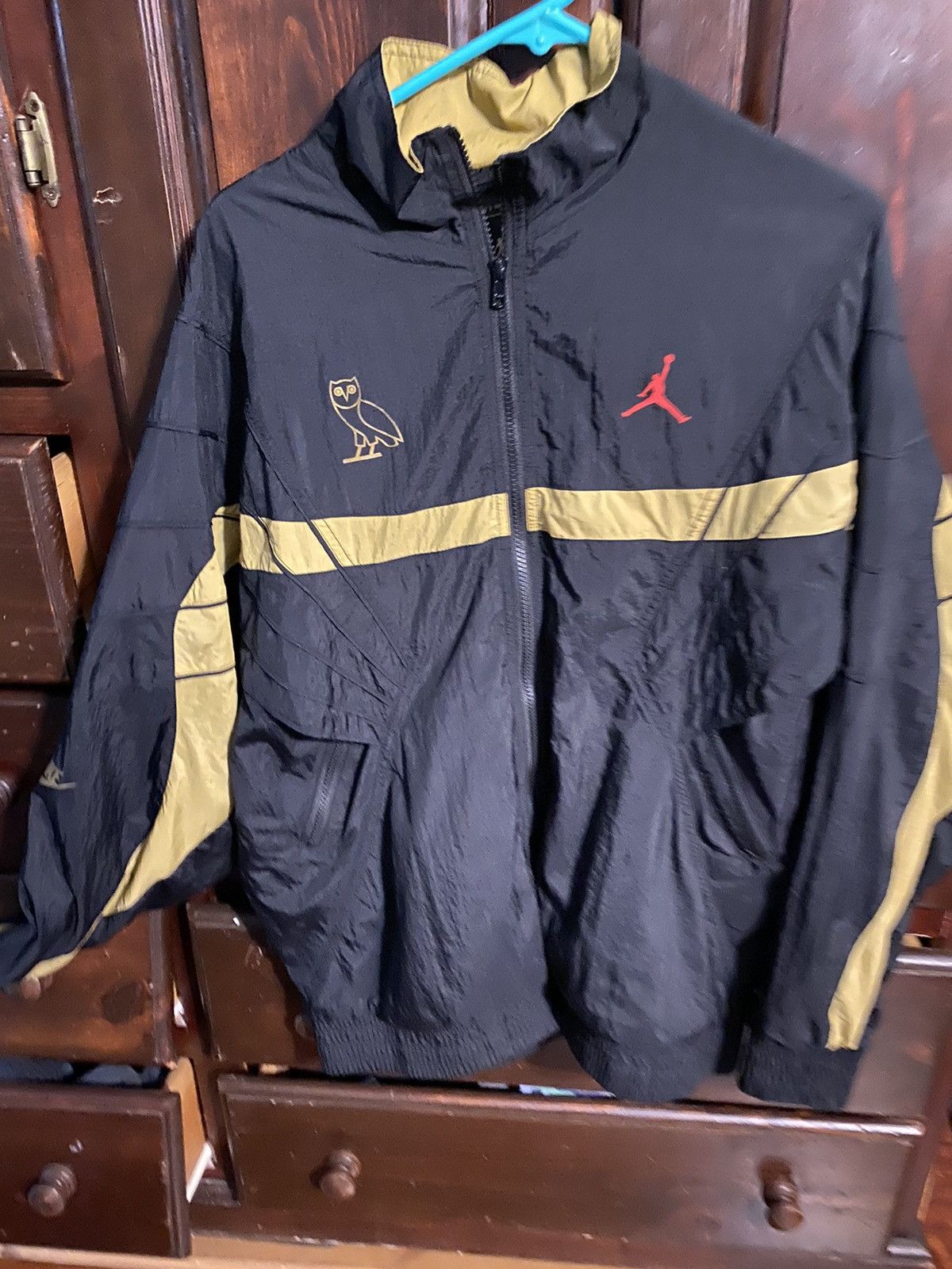 Ovo jordan flight sales jacket