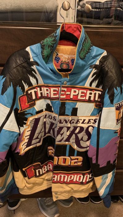 3 peat lakers online jacket