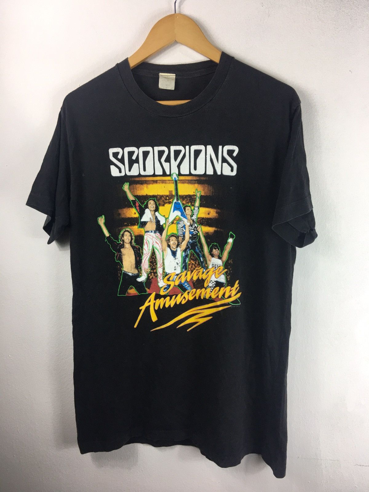 Band Tees × Vintage Vintage Scorpions Savage Amusement Tour Shirt Size US L / EU 52-54 / 3 - 1 Thumbnail