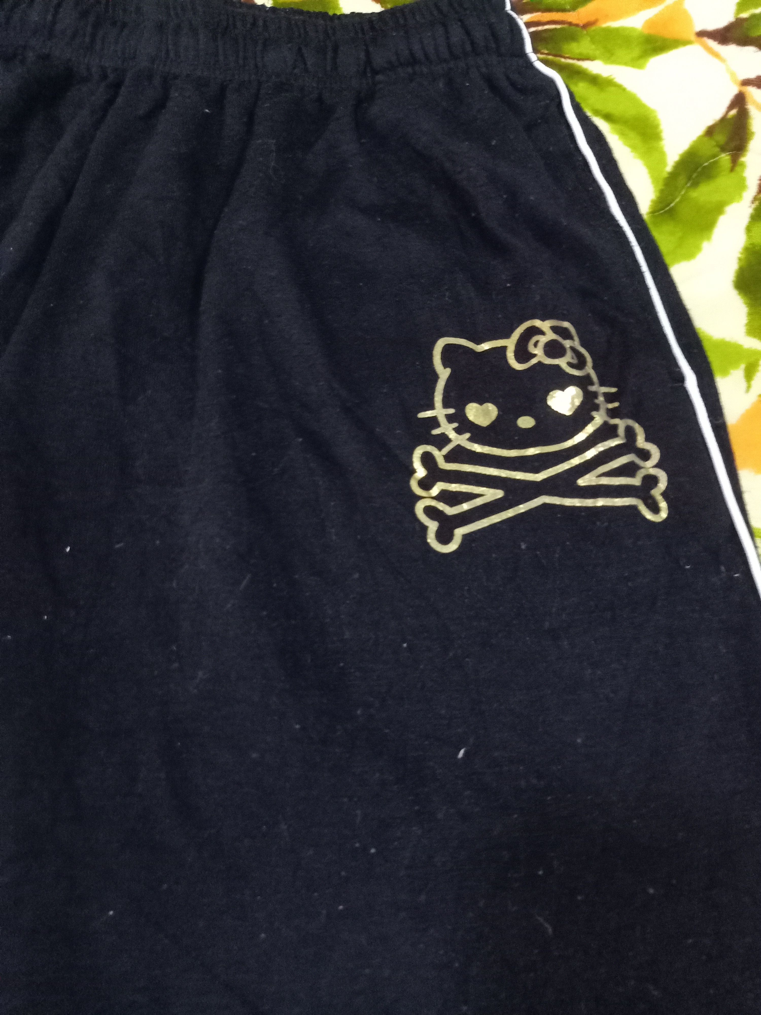 Anime × Japanese Brand Hello Kitty Spell out Short Size US 30 / EU 46 - 3 Thumbnail
