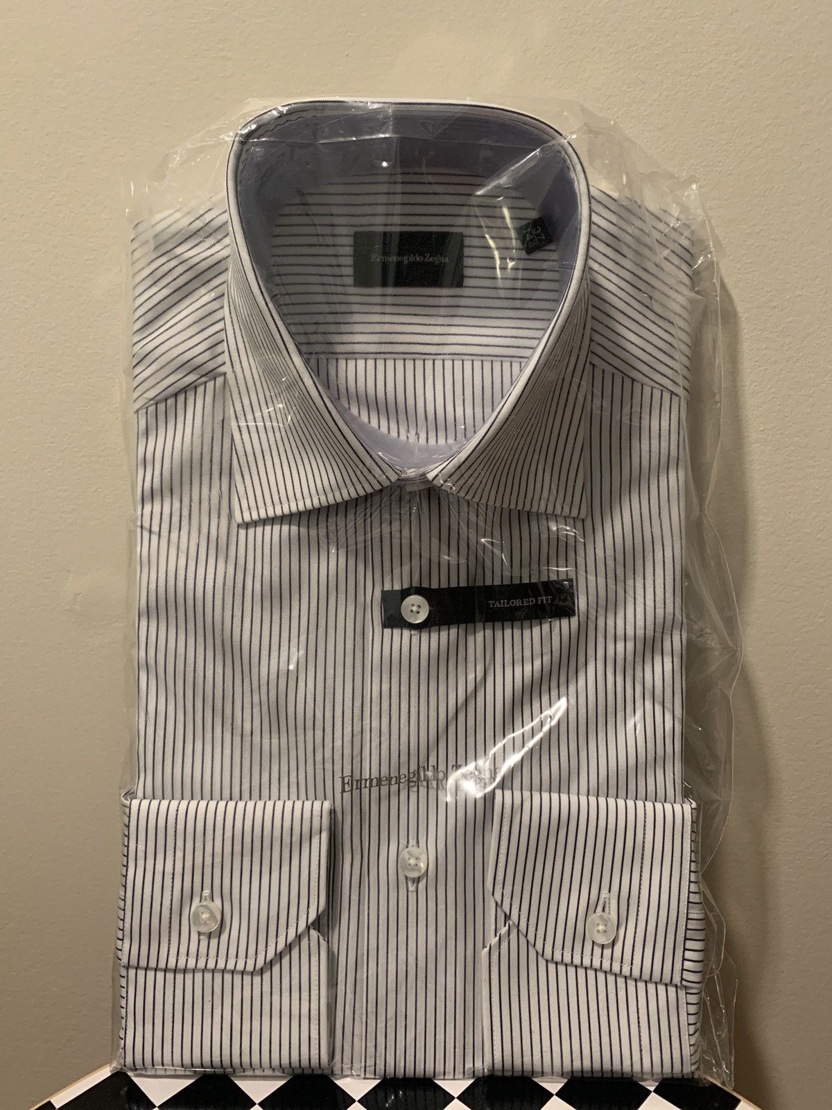 Ermenegildo Zegna Ermenegildo Zegna Dress Shirt 14.5 Size US S / EU 44-46 / 1 - 1 Thumbnail