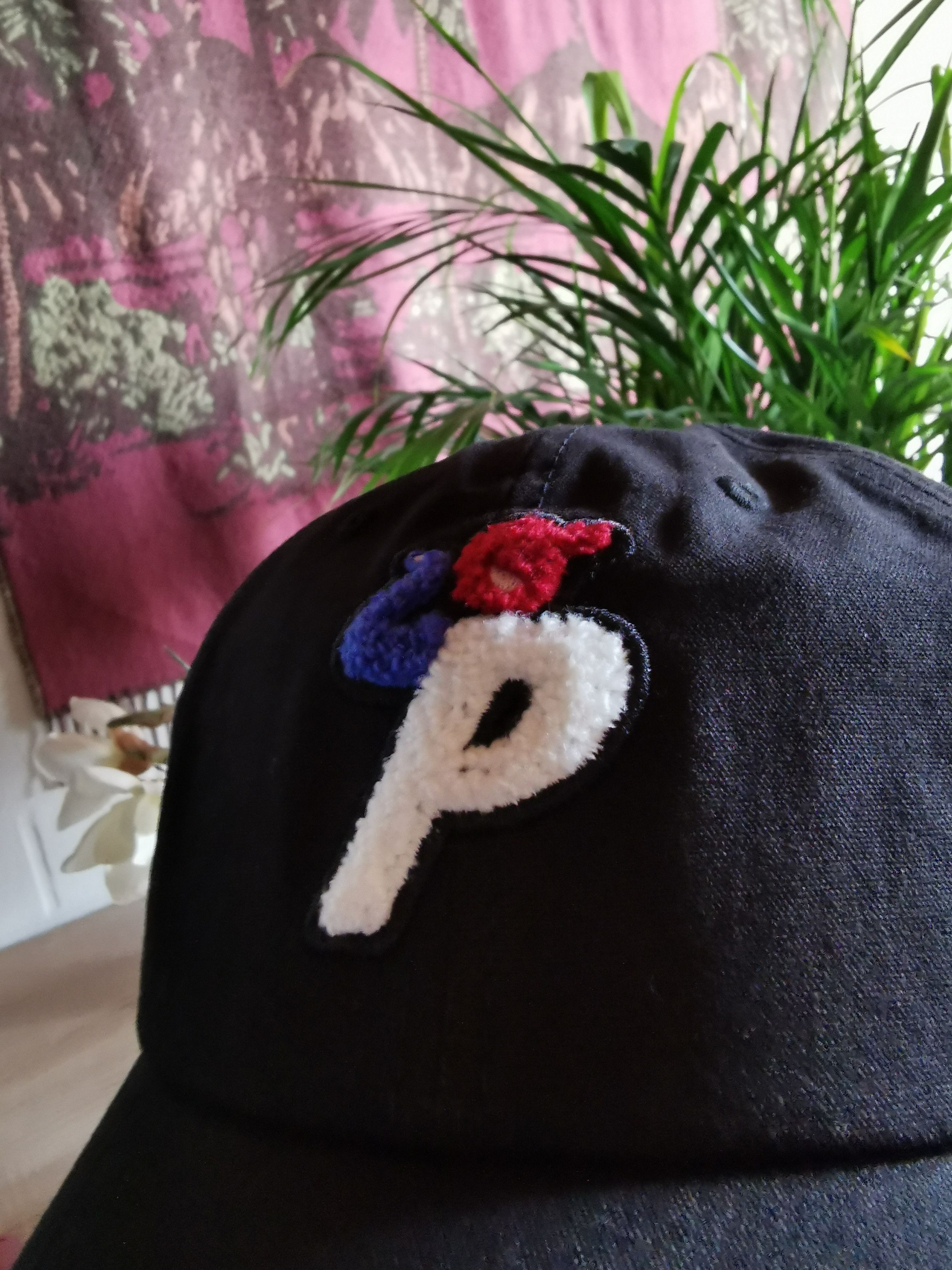 Palace P 6 Panel Black | Grailed