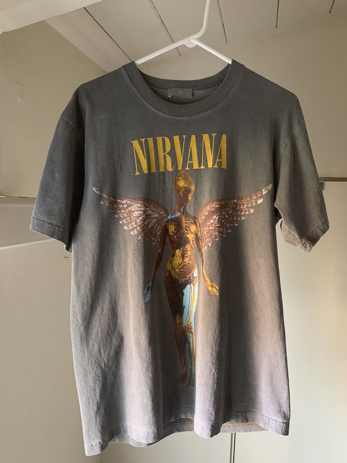 T-shirt Nirvana Vintage Gris Délavé - Imprimé Nevermind In Utero - GL BOUTIK