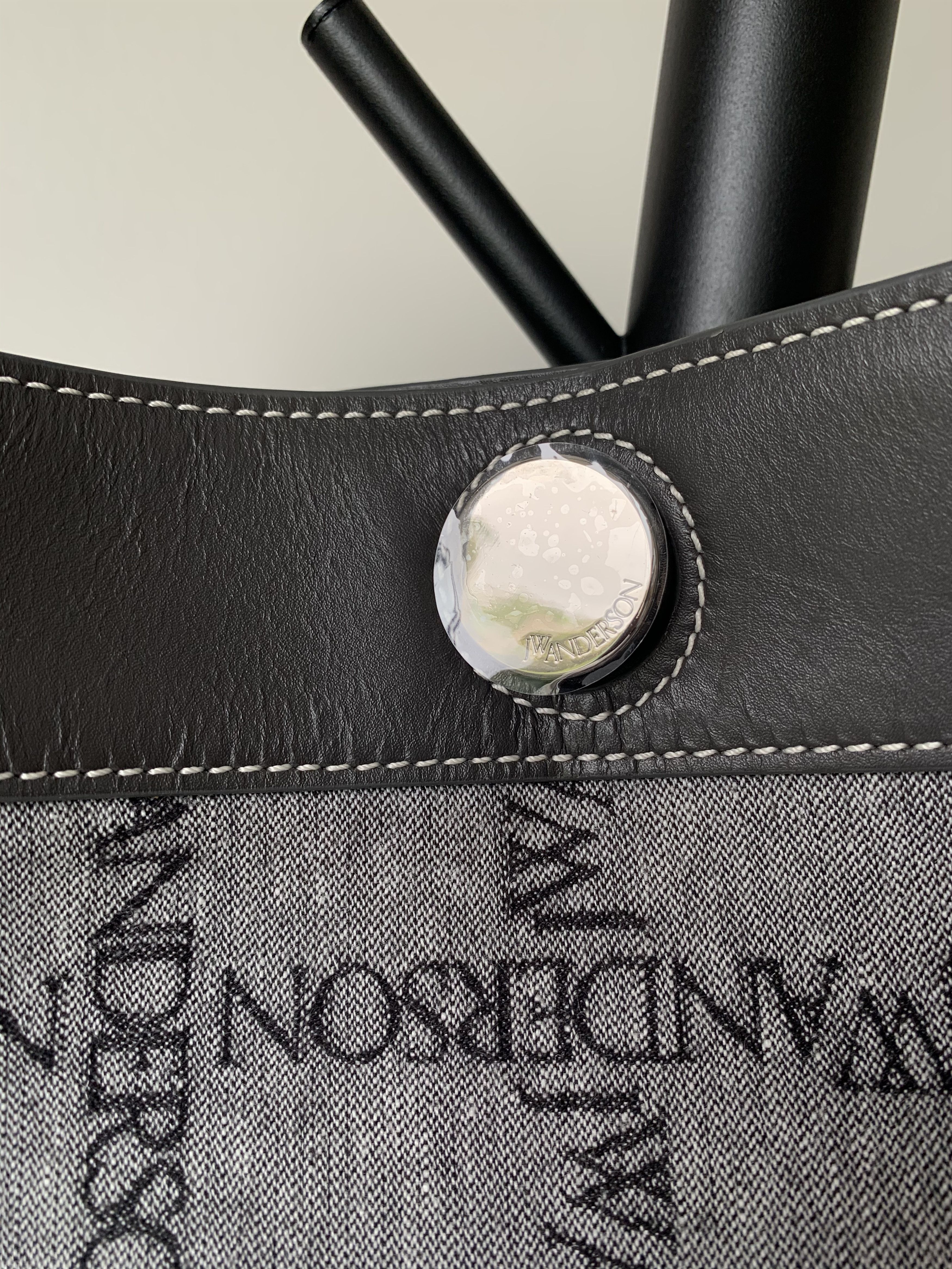 JW Anderson Large Black Logo Grid Keyts Tote Size ONE SIZE - 10 Thumbnail