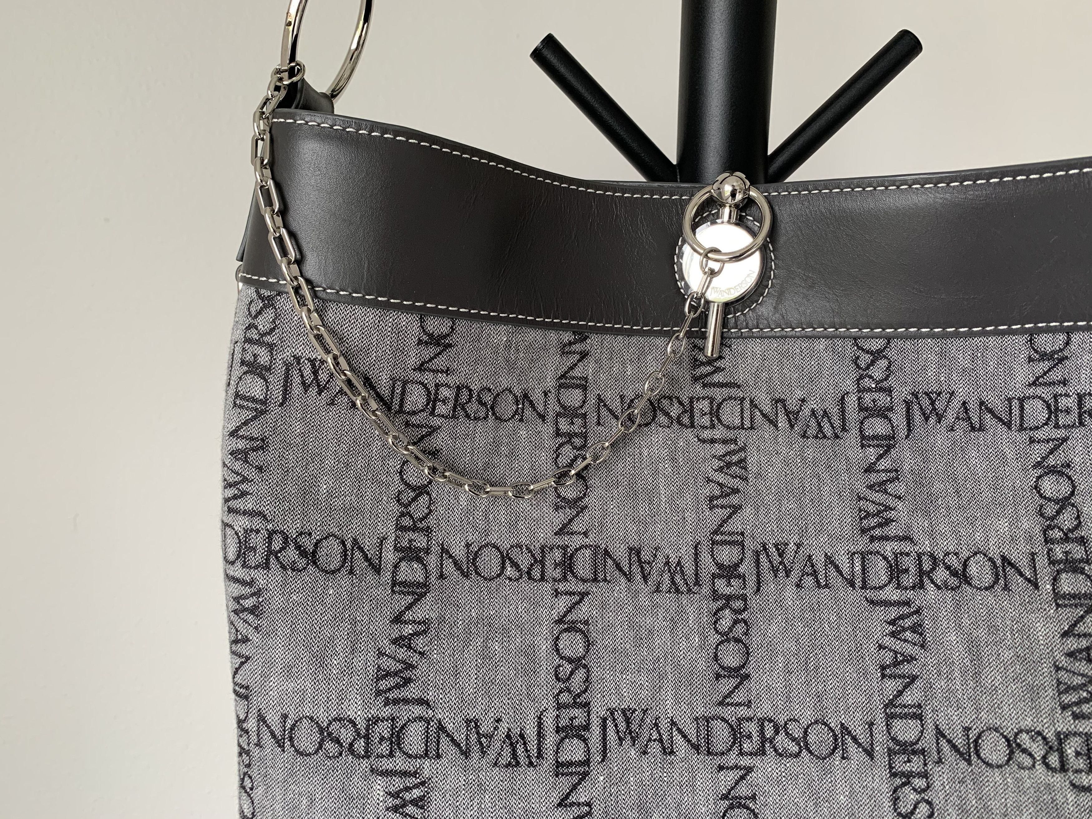 JW Anderson Large Black Logo Grid Keyts Tote Size ONE SIZE - 2 Thumbnail
