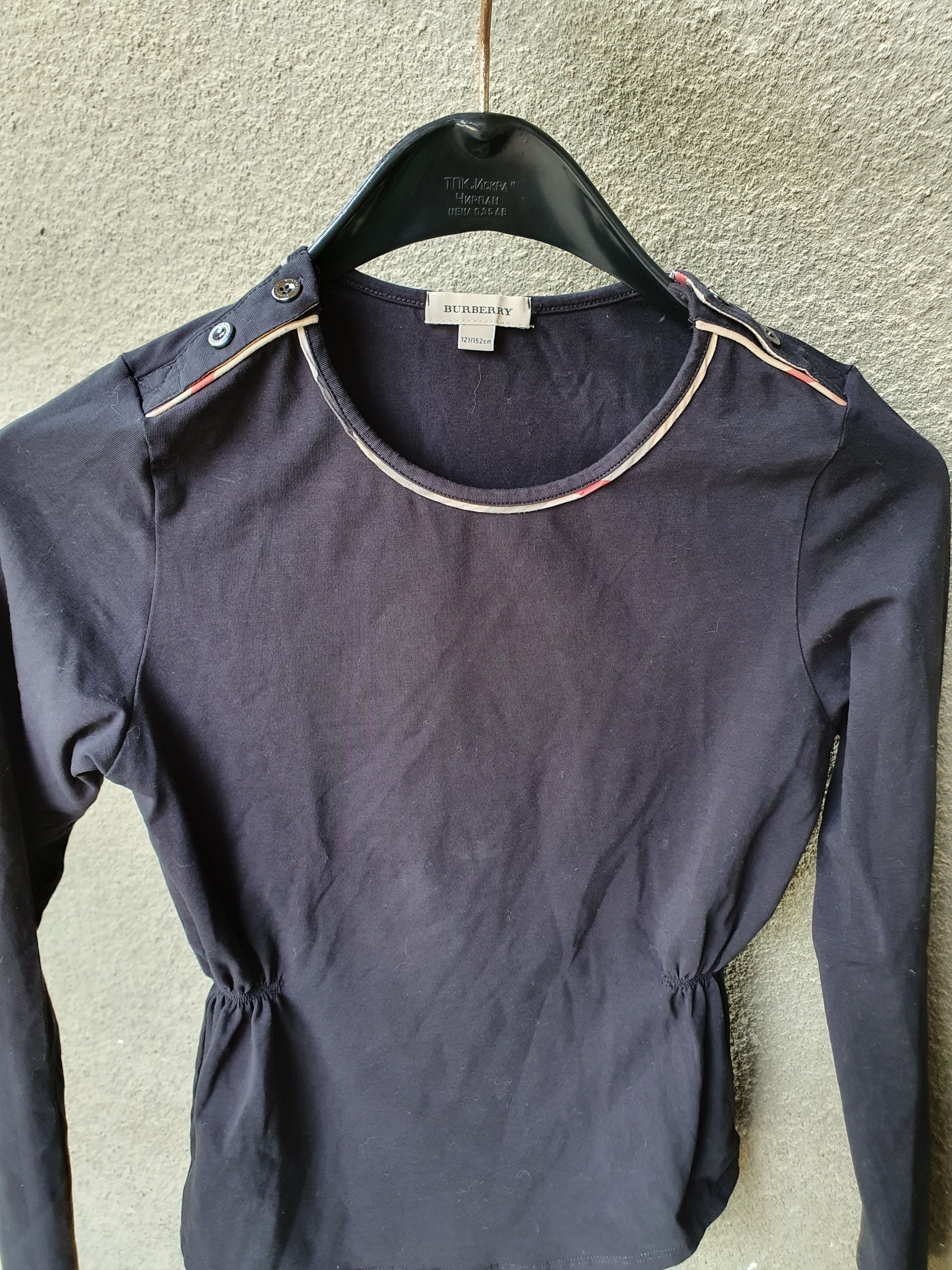 Burberry Burberry Women's long sleeve black t-shirt,sz XS (152cm) Size XS / US 0-2 / IT 36-38 - 2 Thumbnail
