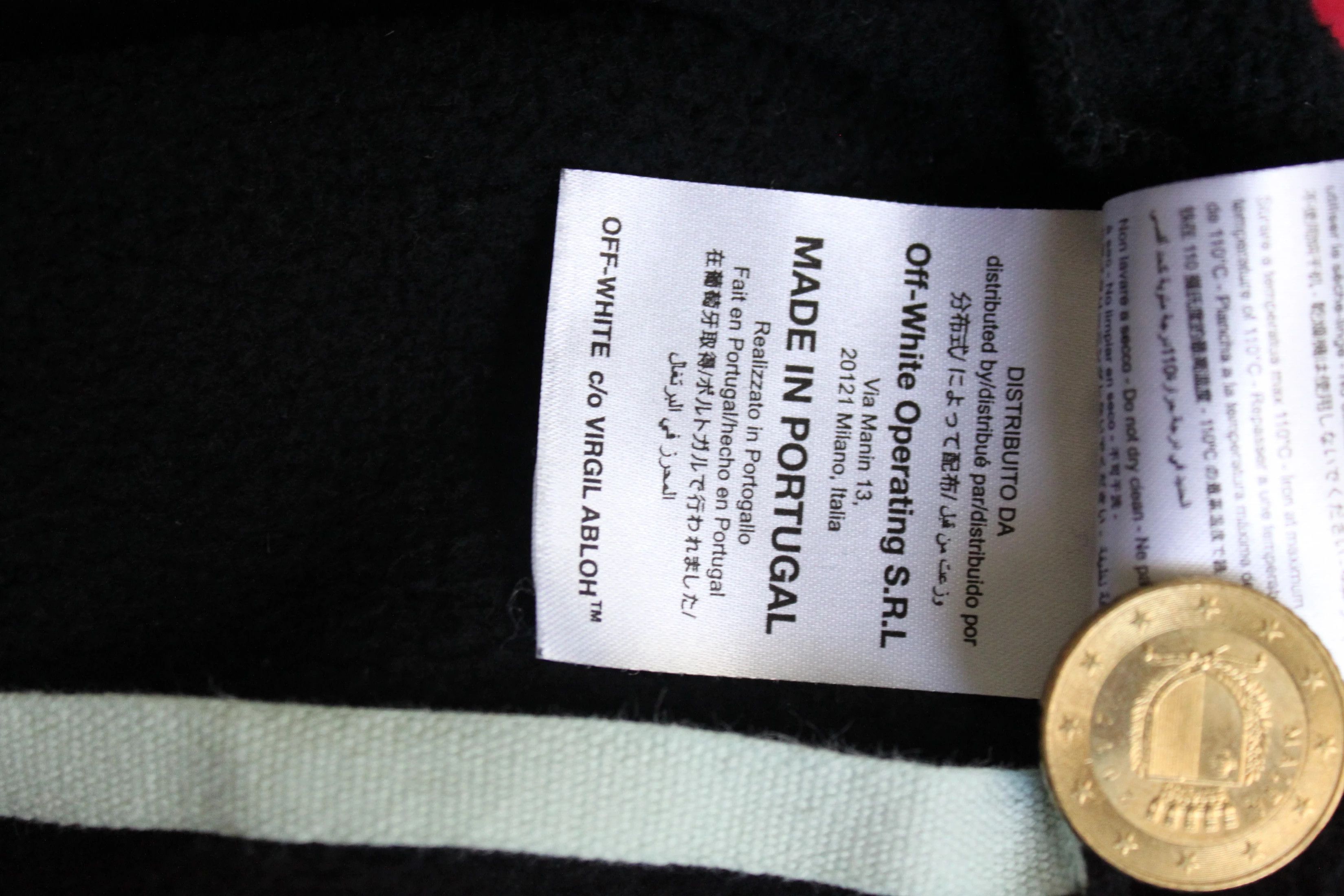 Off-White Off-White Othelo's Scorpion Crew Black rare Size US XS / EU 42 / 0 - 16 Thumbnail
