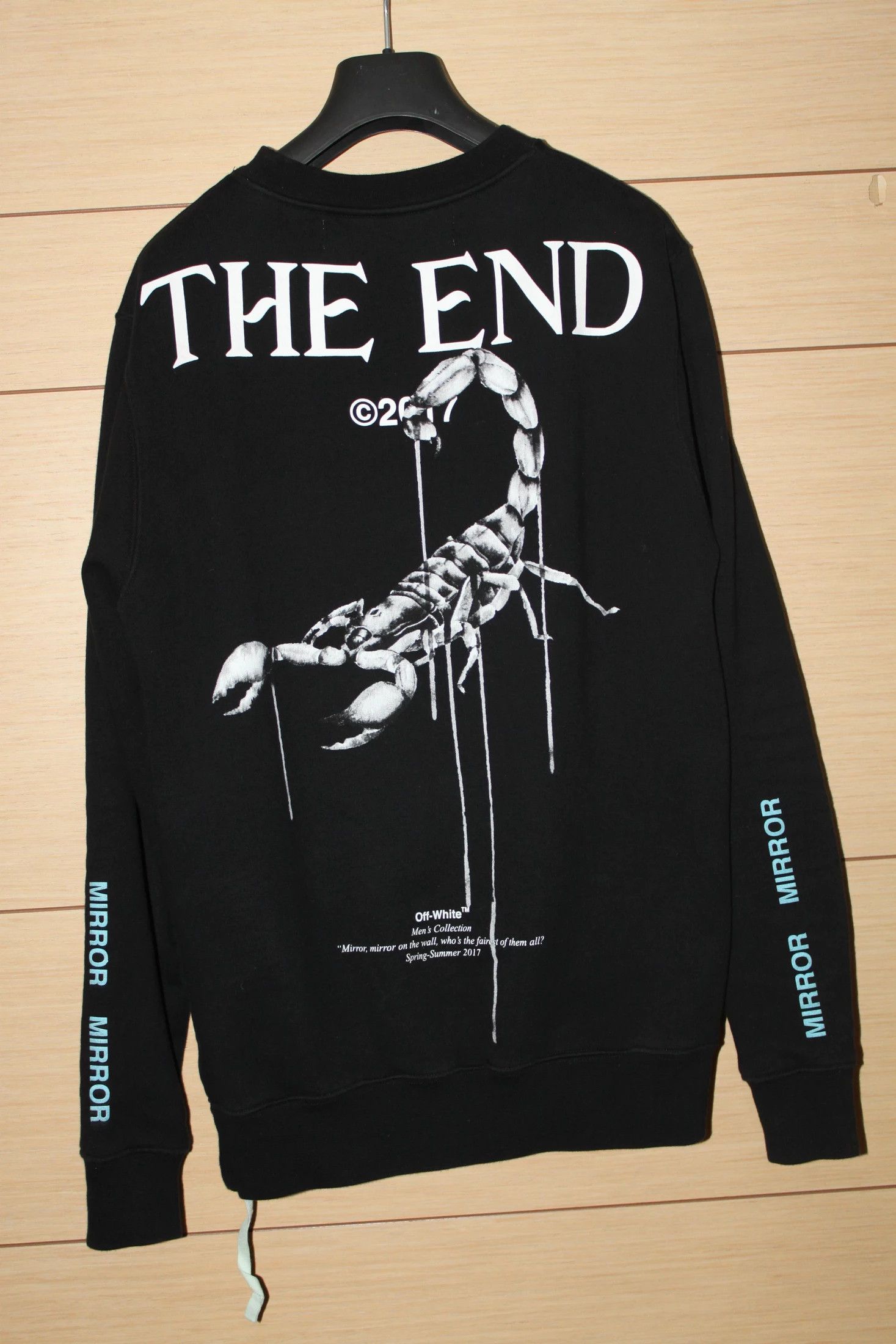 Off-White Off-White Othelo's Scorpion Crew Black rare Size US XS / EU 42 / 0 - 10 Thumbnail