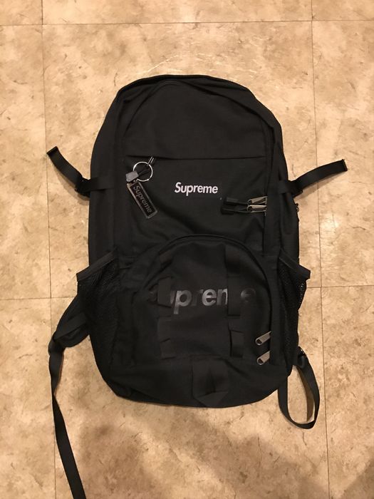 Supreme deals 15ss backpack