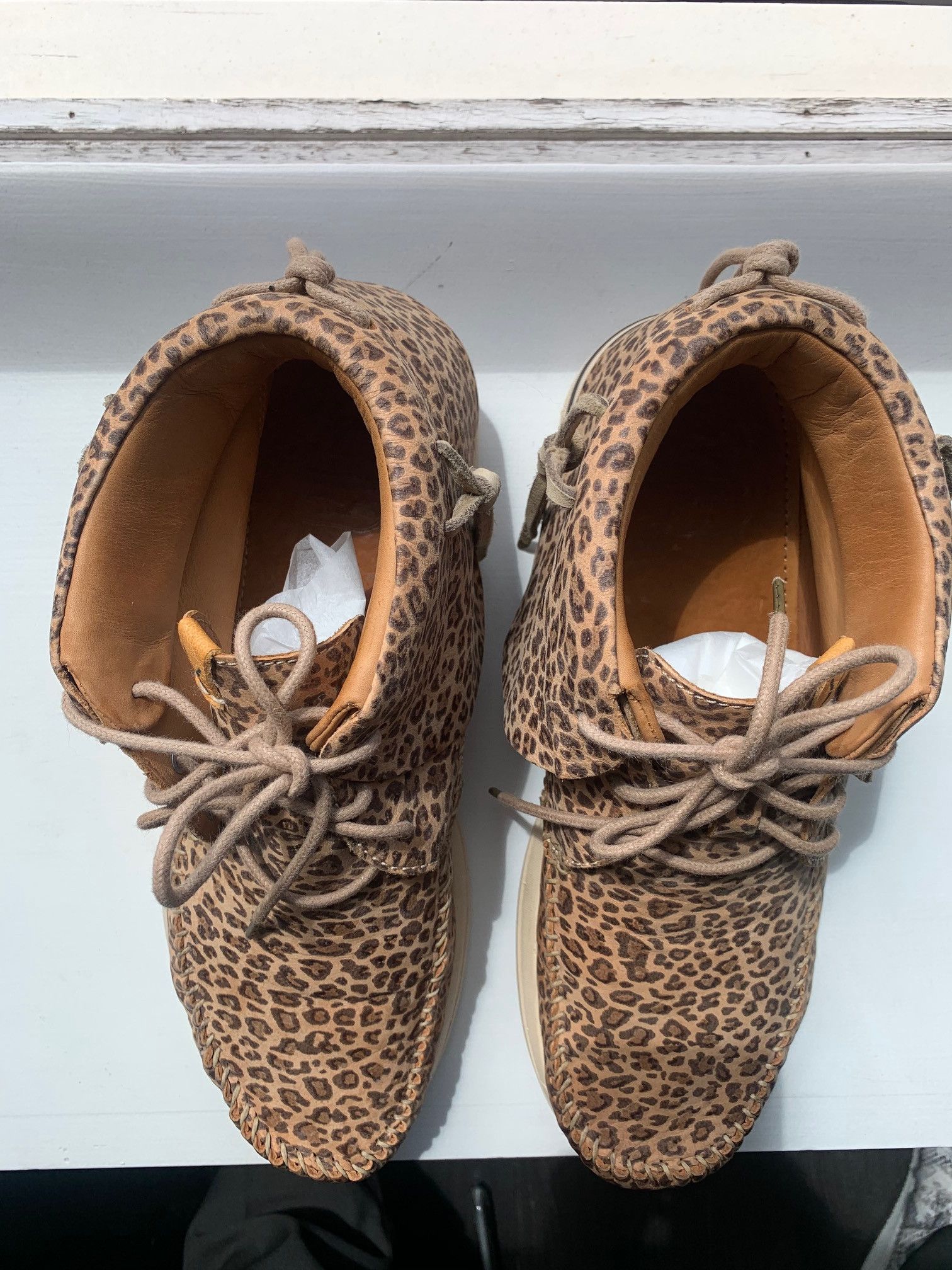 靴 visvim FBT LEOPARD 28cm Visvim Visvim FBT Lhamo-Folk Moccasin in Leopard Print | Grailed