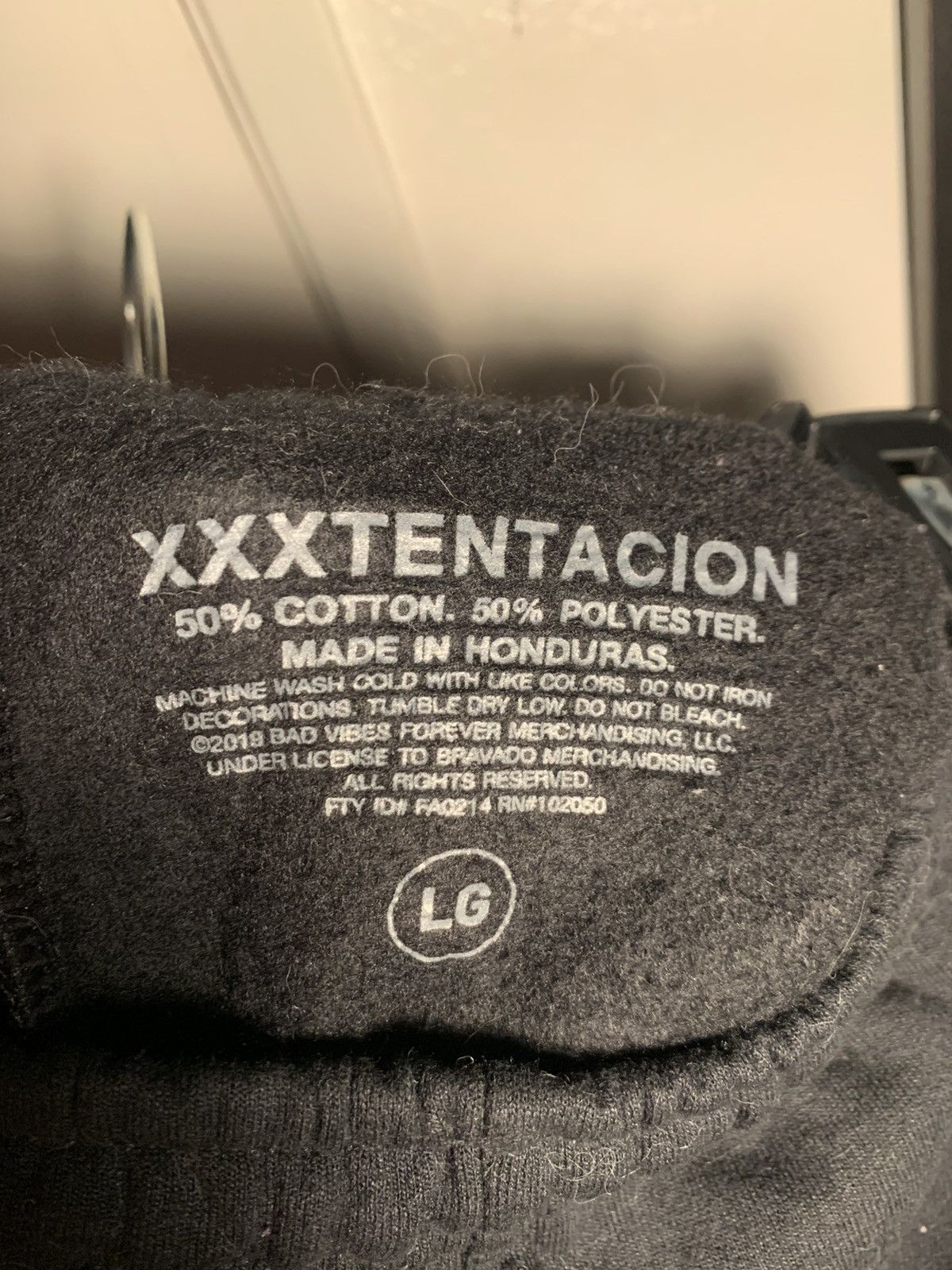 Gildan XXXTENTACION Bad Vibes Forever Sweats Large Size US 32 / EU 48 - 4 Thumbnail